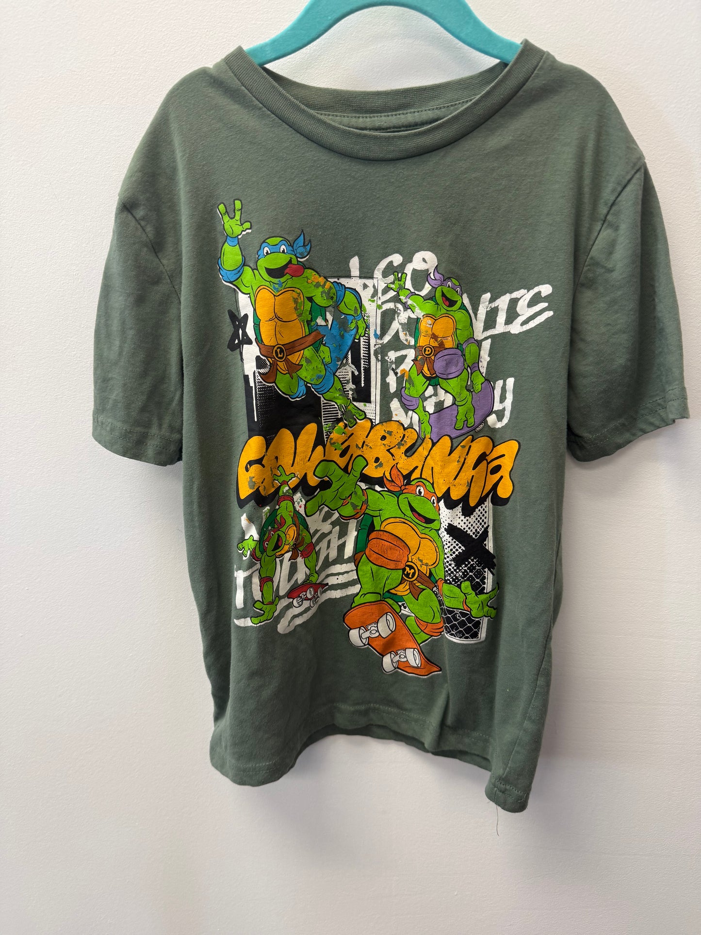NINJA TURTLE SHIRT SIZE 7-8