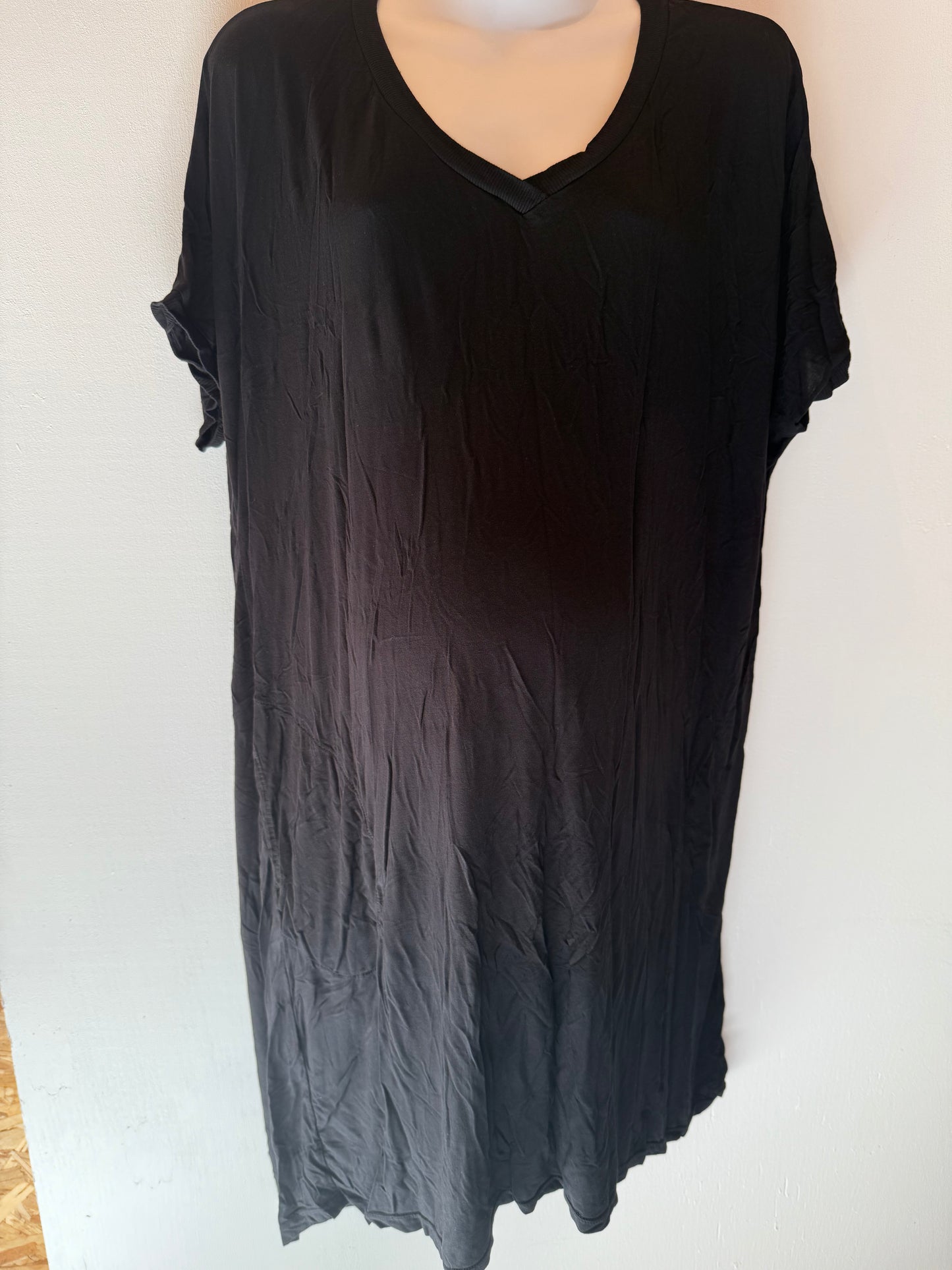 TAHARI MATERNITY DRESS SIZE LARGE
