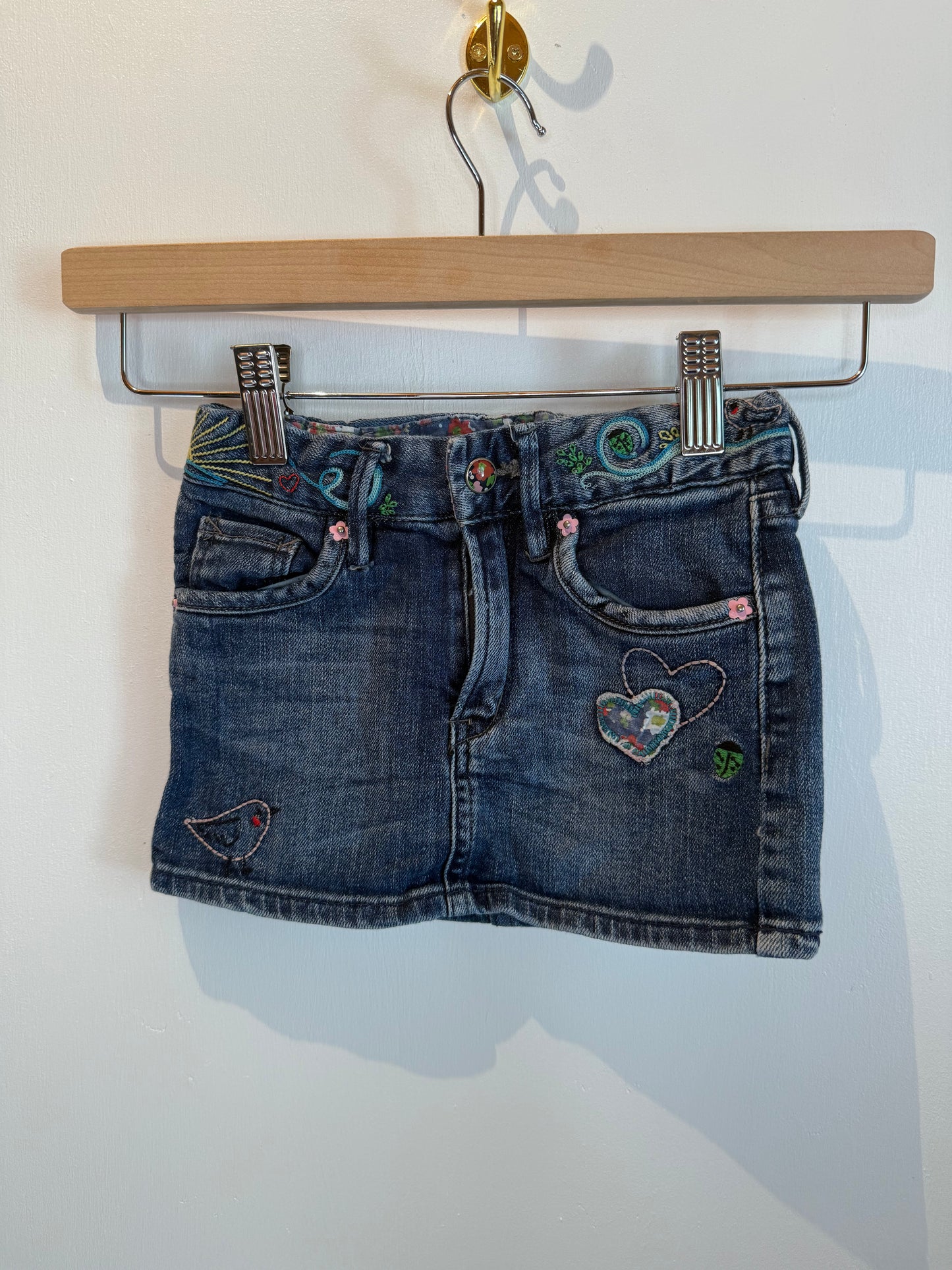 EMBROIDERED SKIRT SIZE 2-3