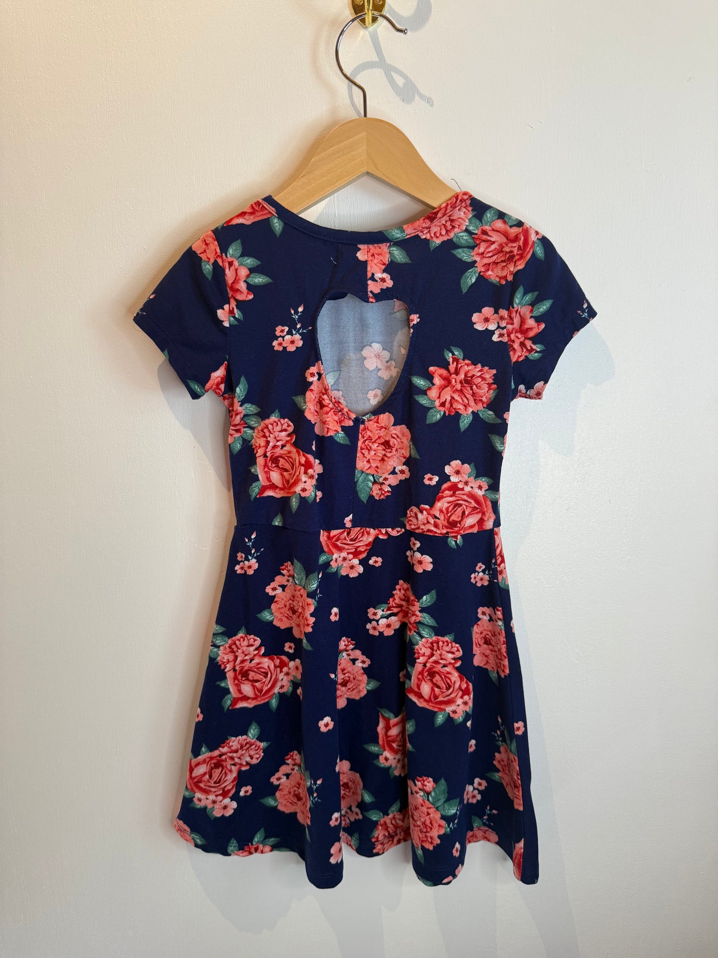 BTWEEN BLUE FLORAL DRESS SIZE 5