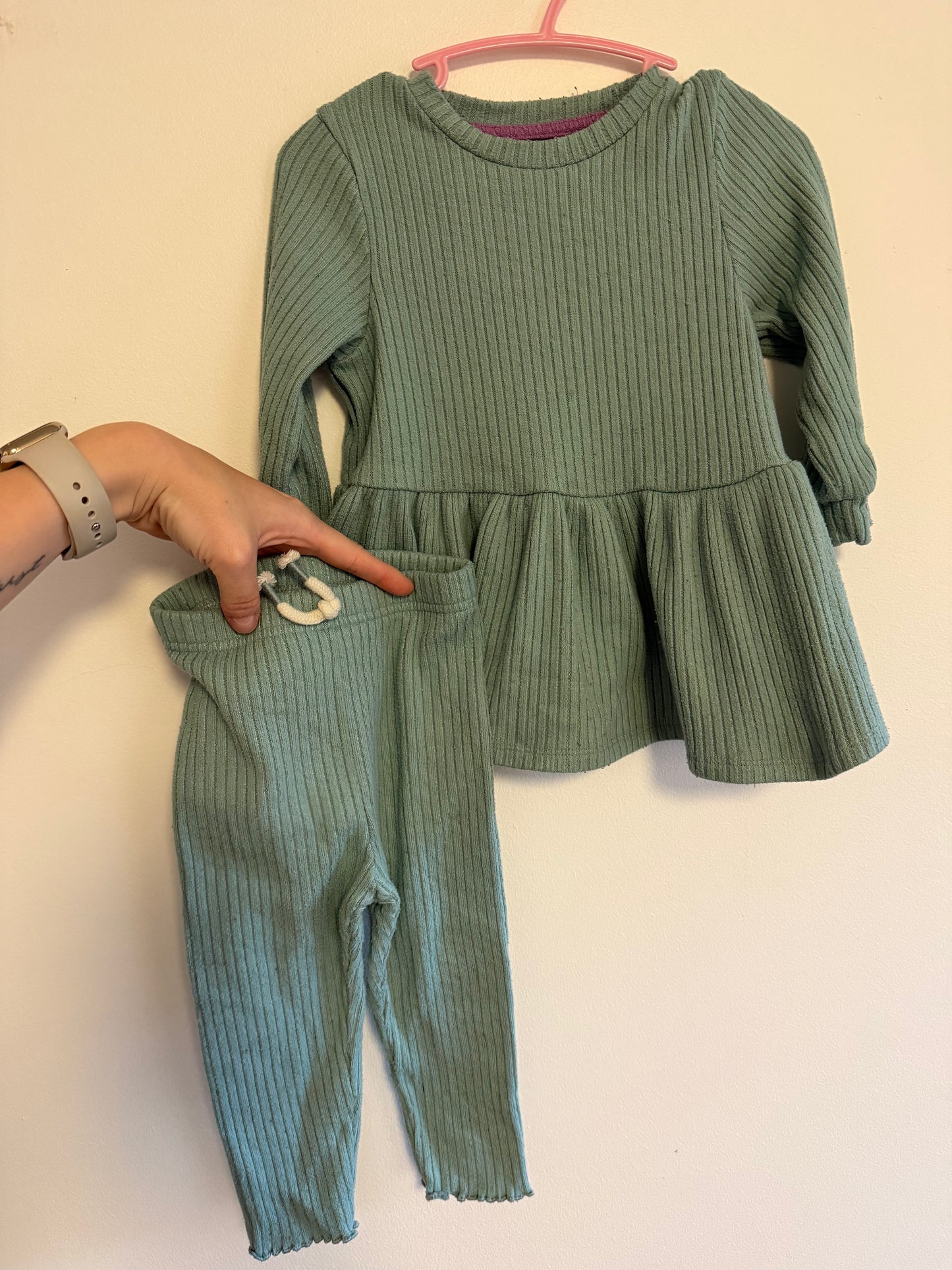 GEORGE GREEN OUTFIT SIZE 12-18M