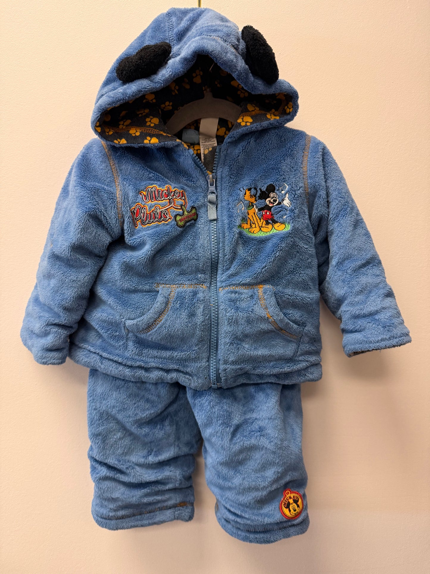 VINTAGE DISNEY 2 PIECE BUNTING SUIT SIZE 6-12M