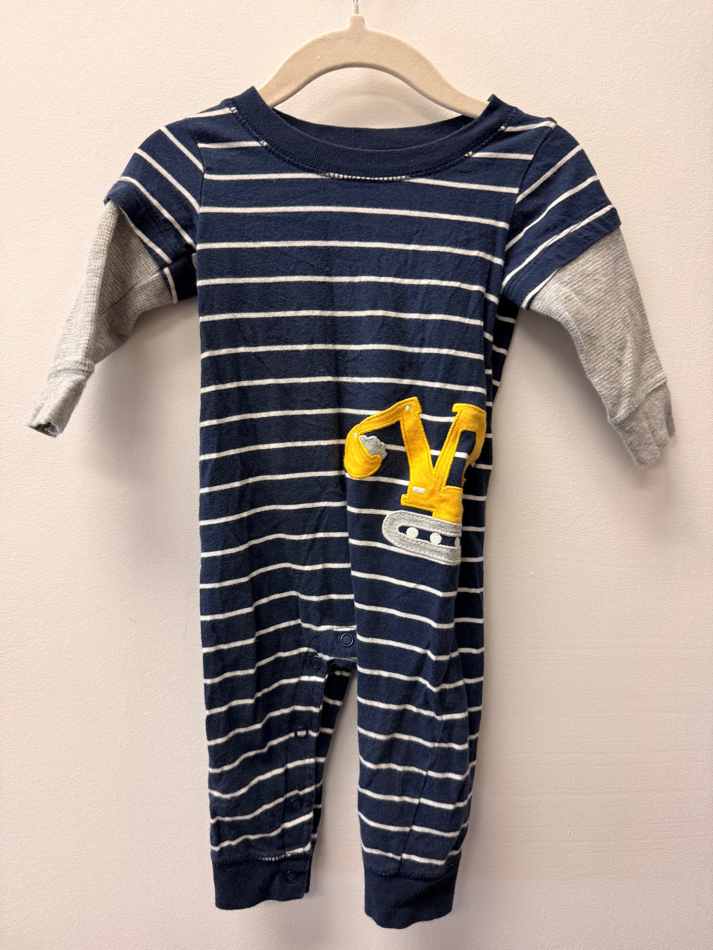 CARTERS STRIPPED ONE PIECE SIZE 9M