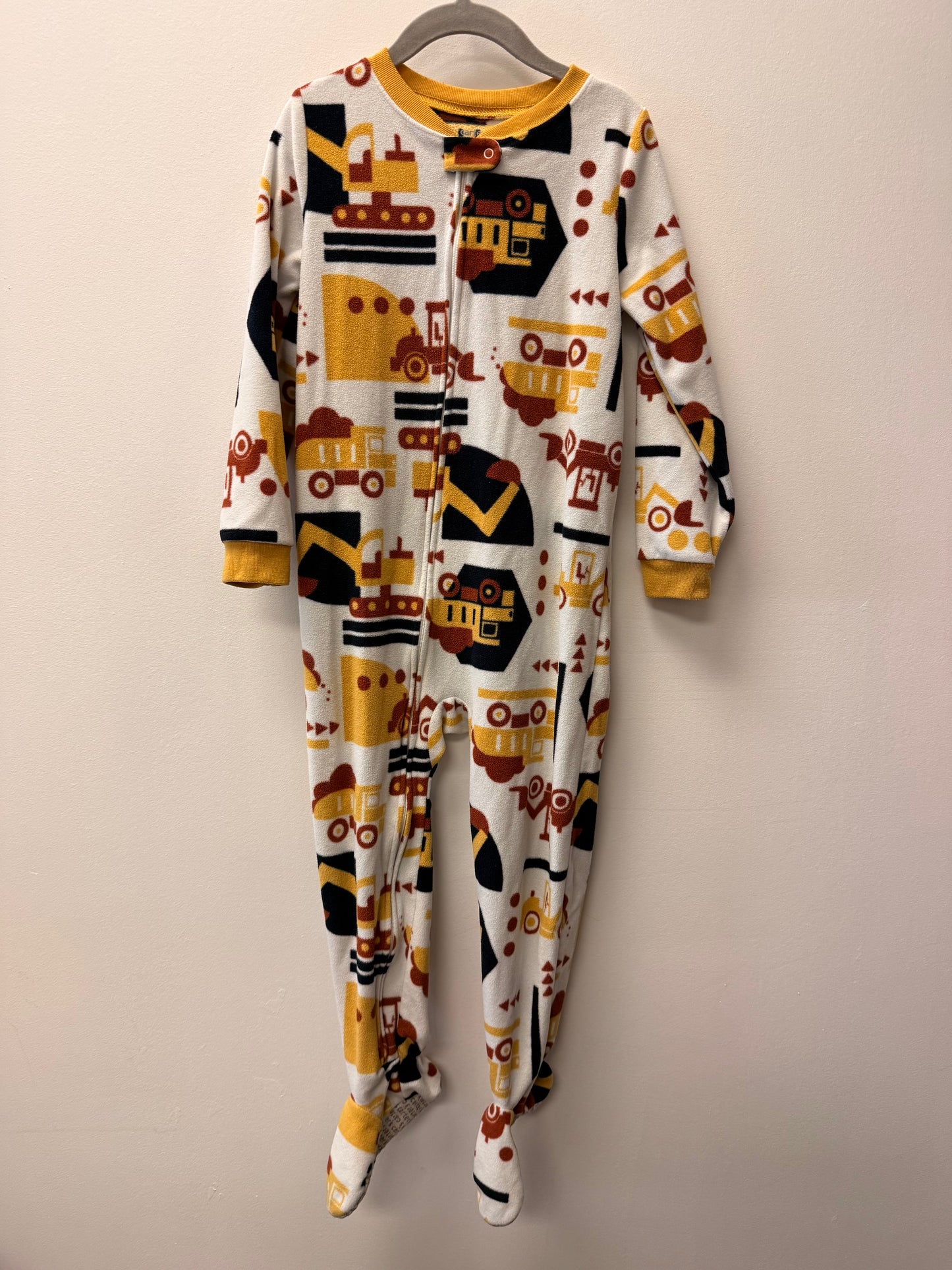 CARTERS FLEECE MACHINERY SLEEPER SIZE 5