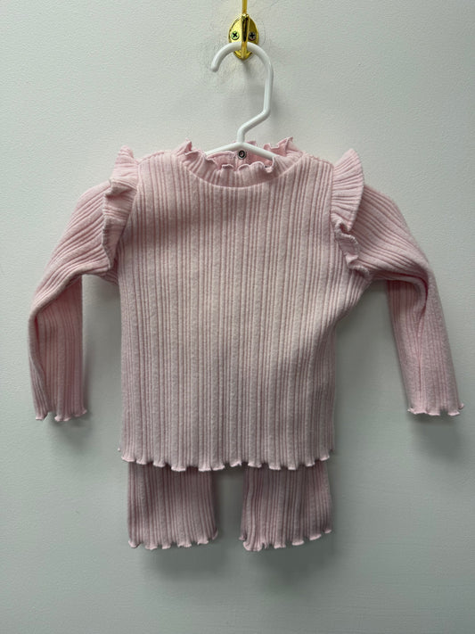OLD NAVY 2 PIECE OUTFIT SIZE 6-12M