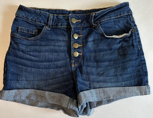 *Adult* Unknown Brand, Denim Shorts - Size Small