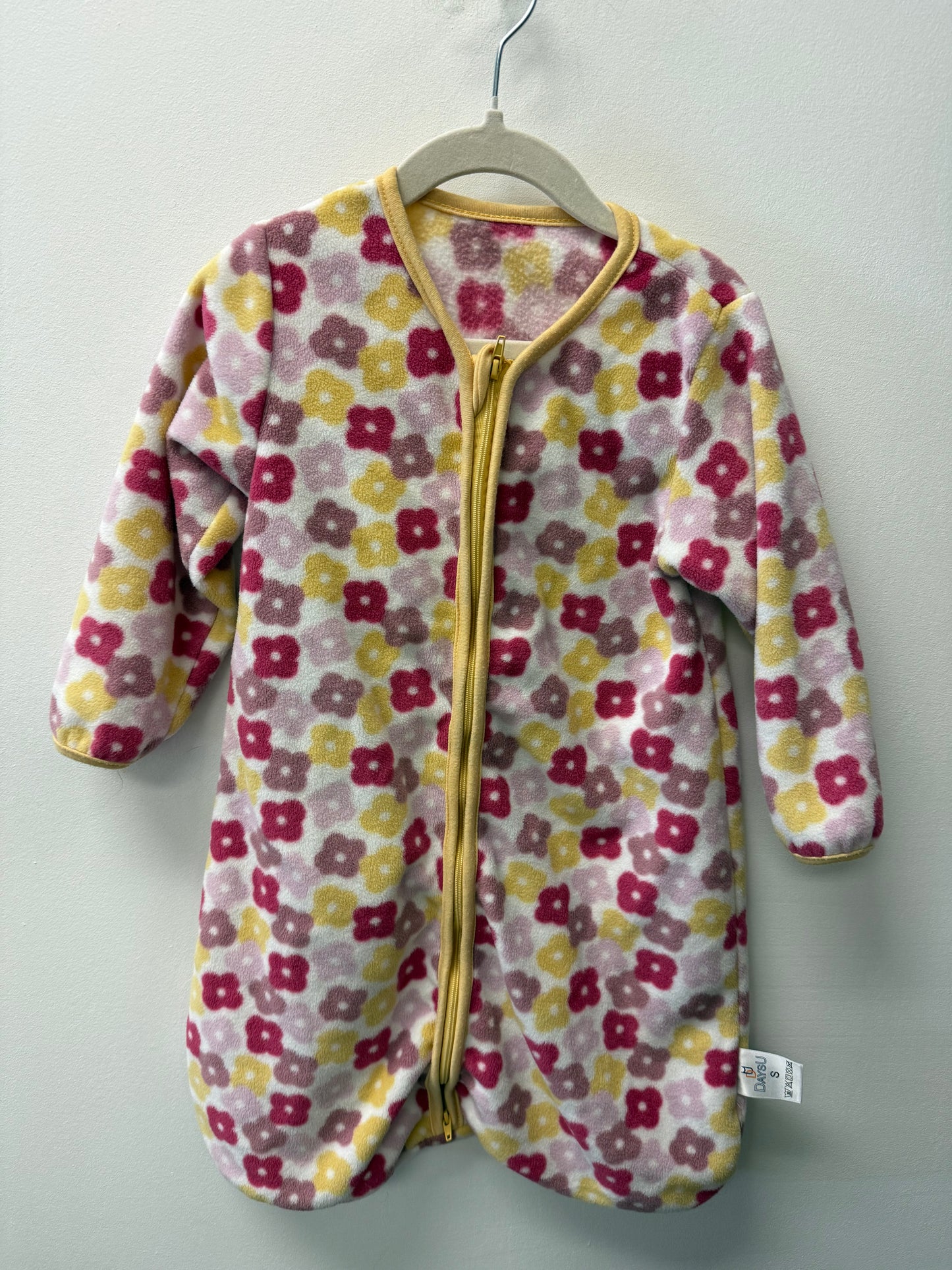 DAISY FLEECE SLEEPSACK SIZE 6M