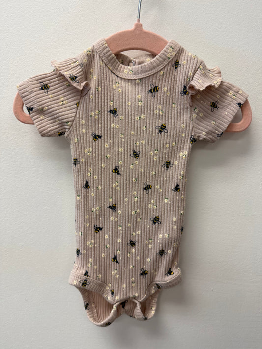 JOE FRESH RIBBED BEE ONESIE SIZE 0-3M