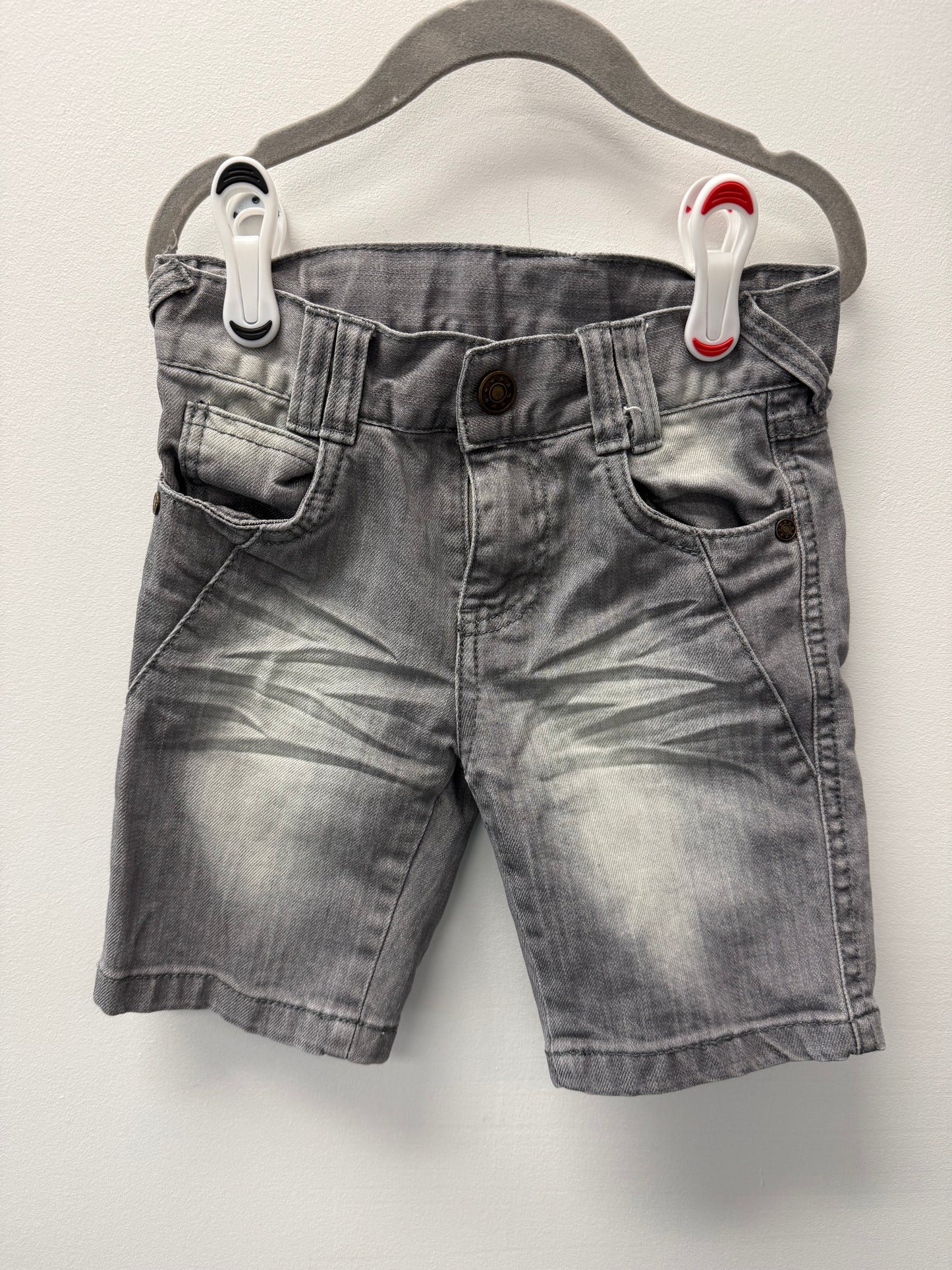 BOWS & ARROWS DENIM SHORTS SIZE 4T