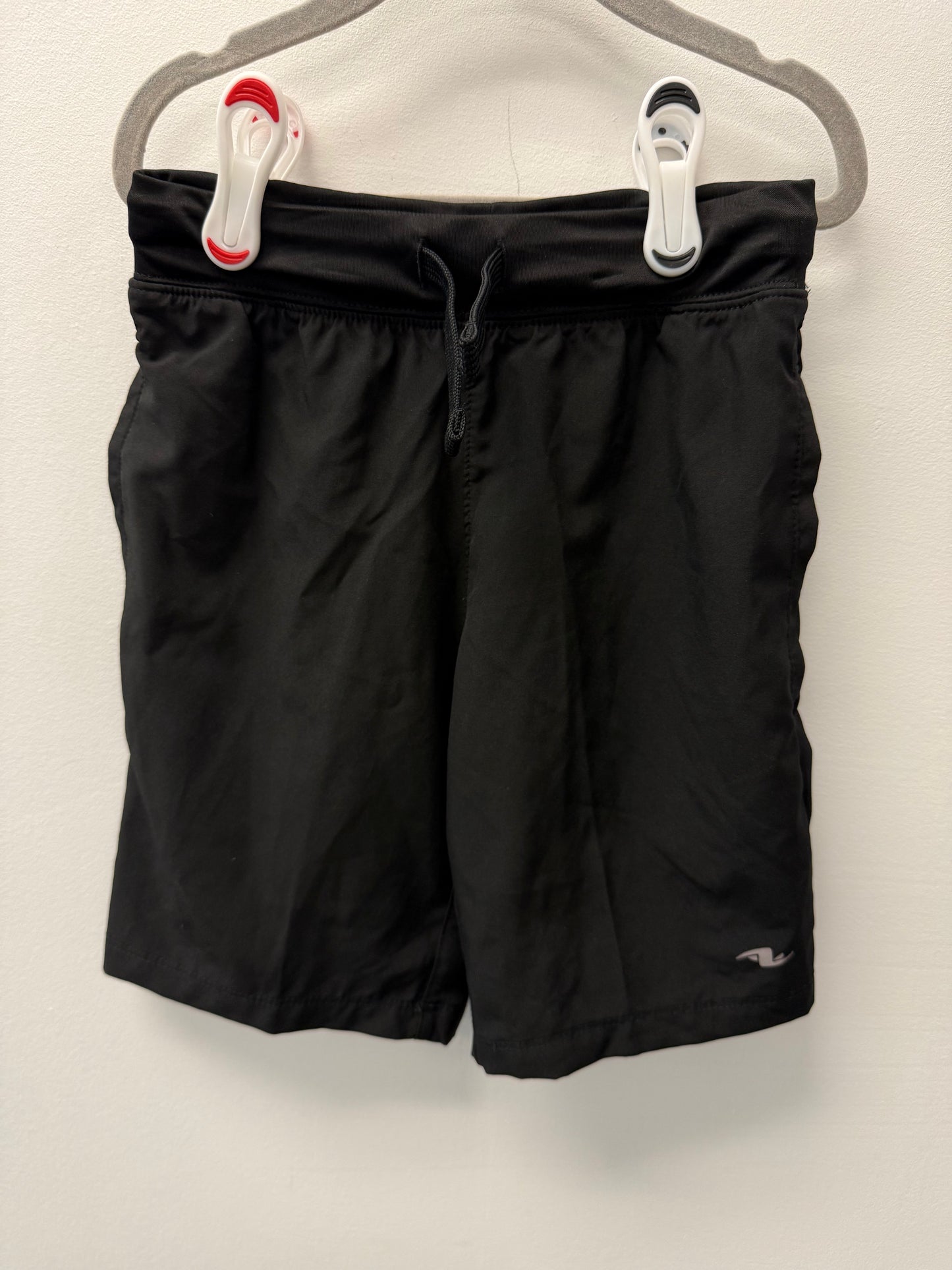 ATHLETIC WORKS BLACK SHORTS SIZE 6