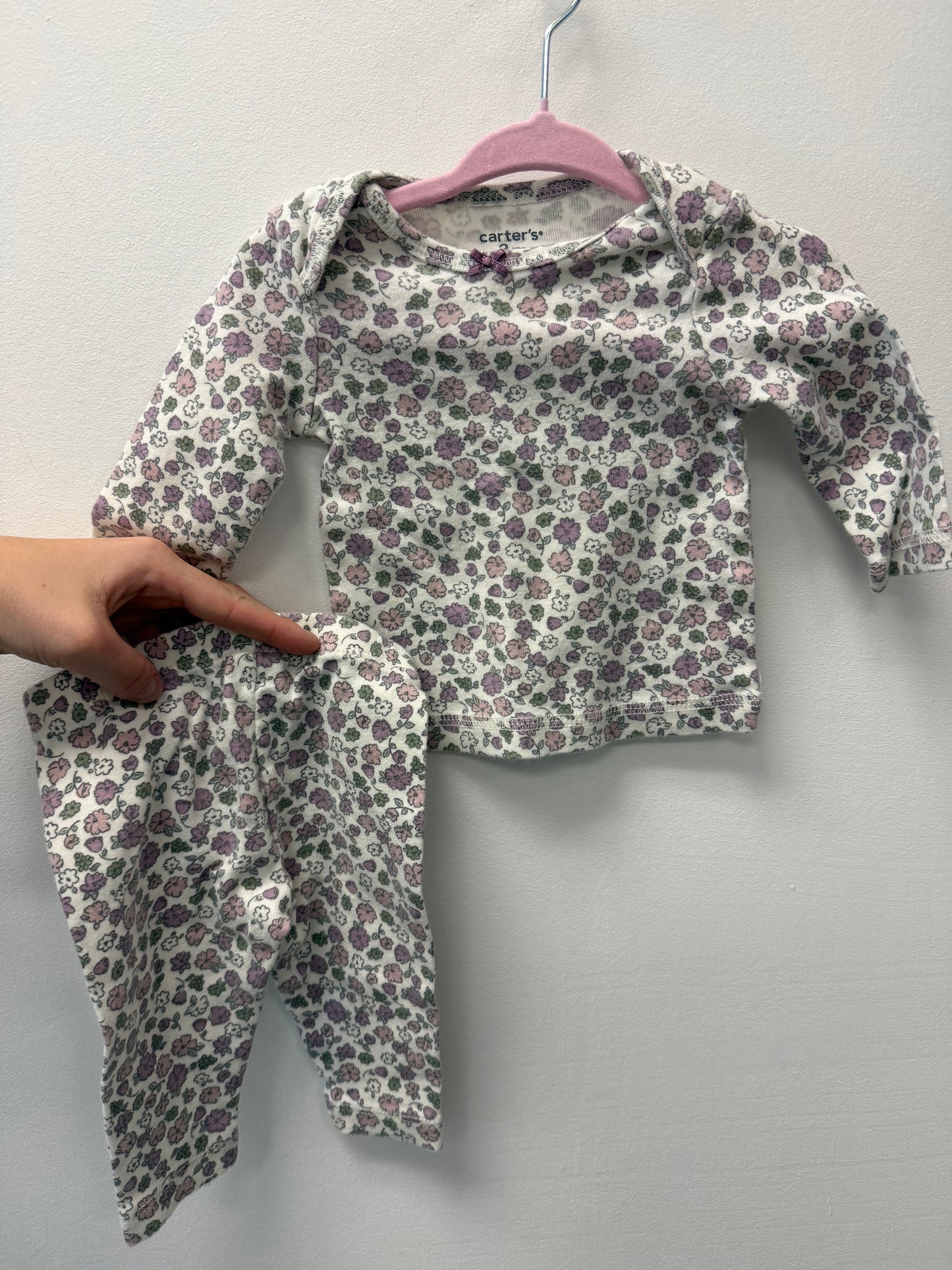 CARTERS 3 PIECE FLORAL OUTFIT SIZE 3M