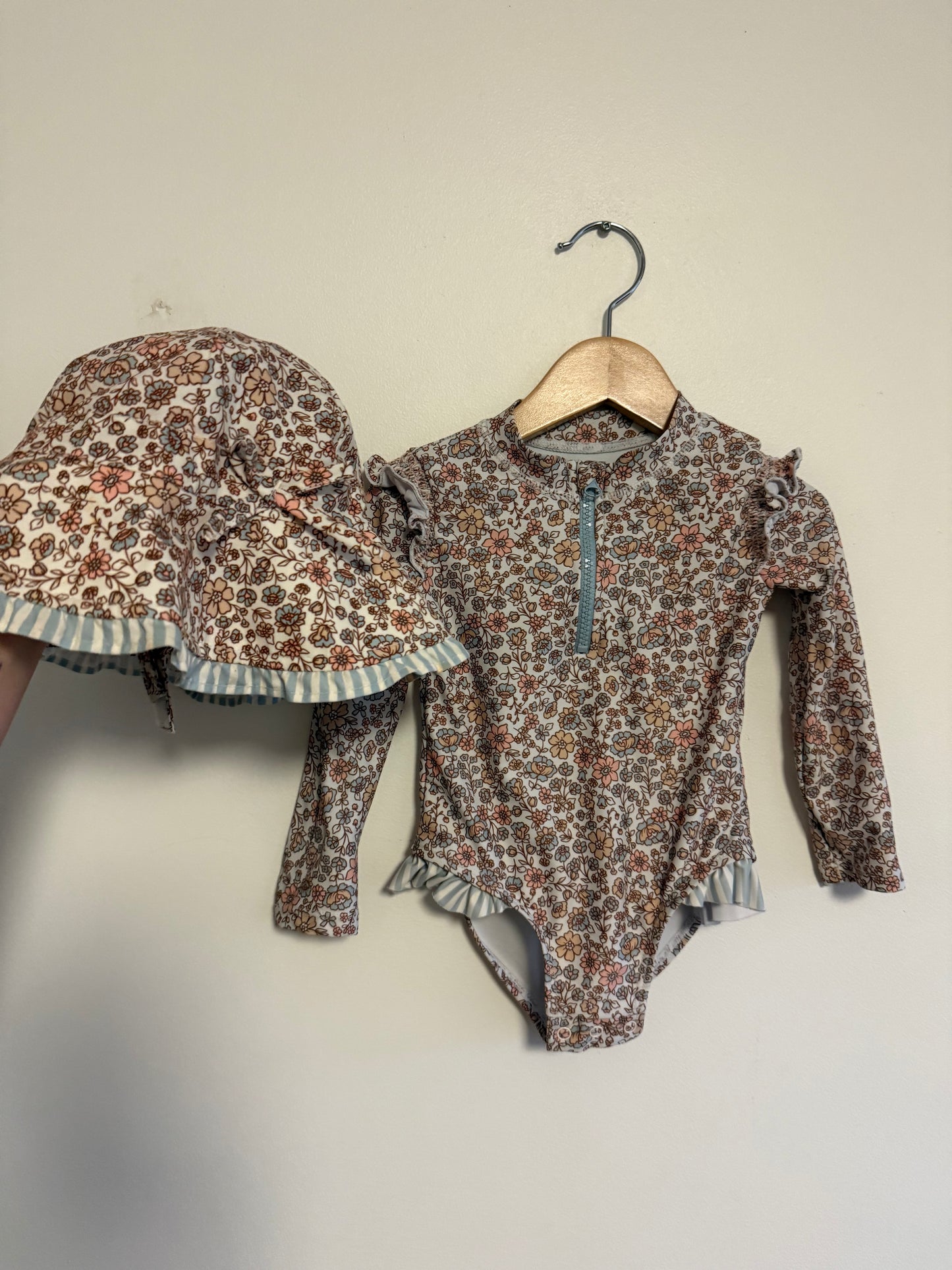 NWOT TOMMY BAHAMMA BATHING SUIT + HAT SIZE 24M
