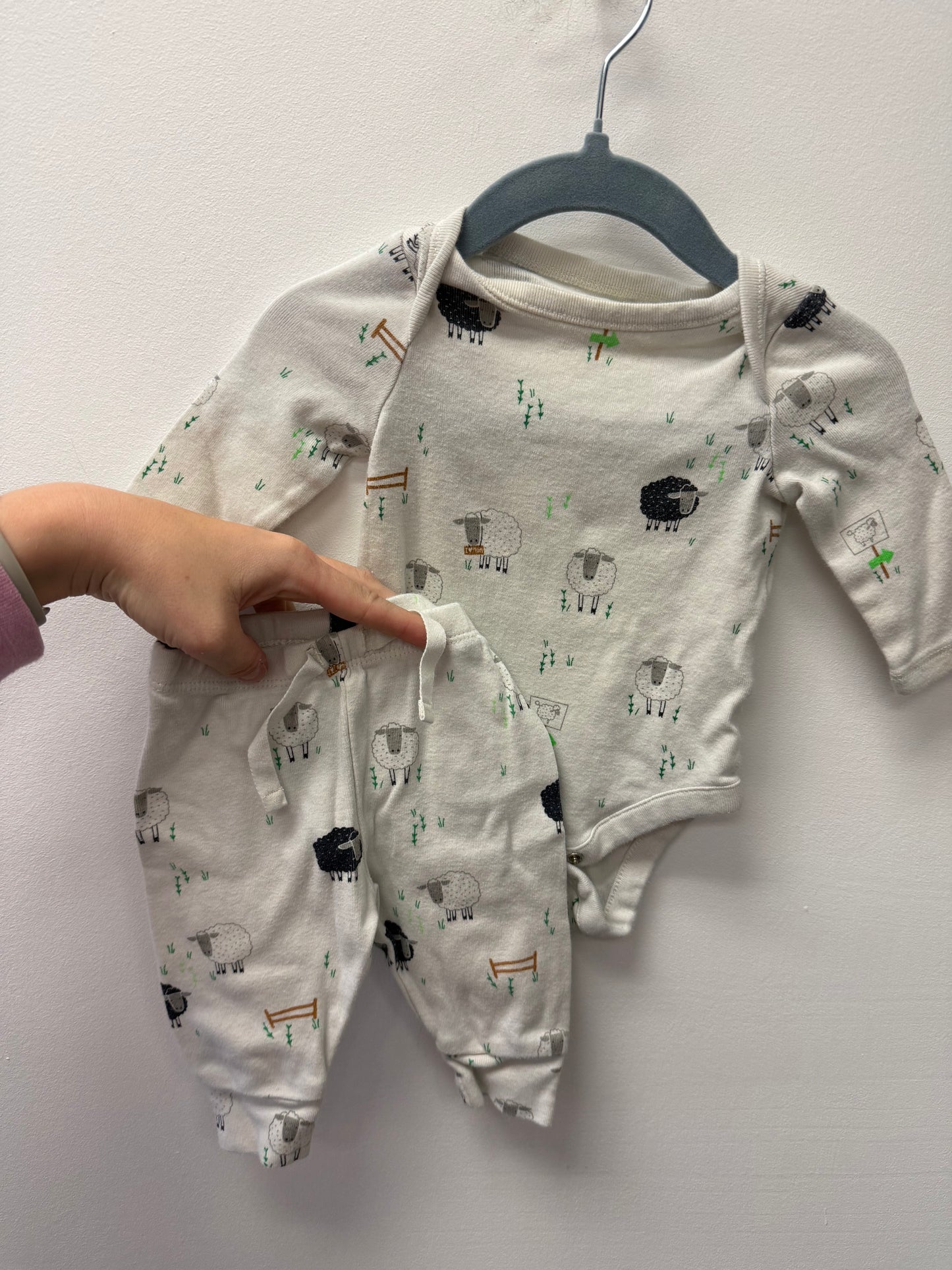 BABY GAP SHEEP ONESIE OUTFIT SIZE 0-3M