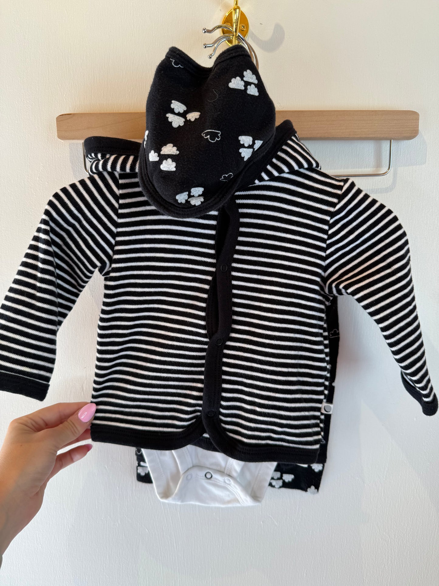 PETITE LEM 4 PIECE OUTFIT 9M