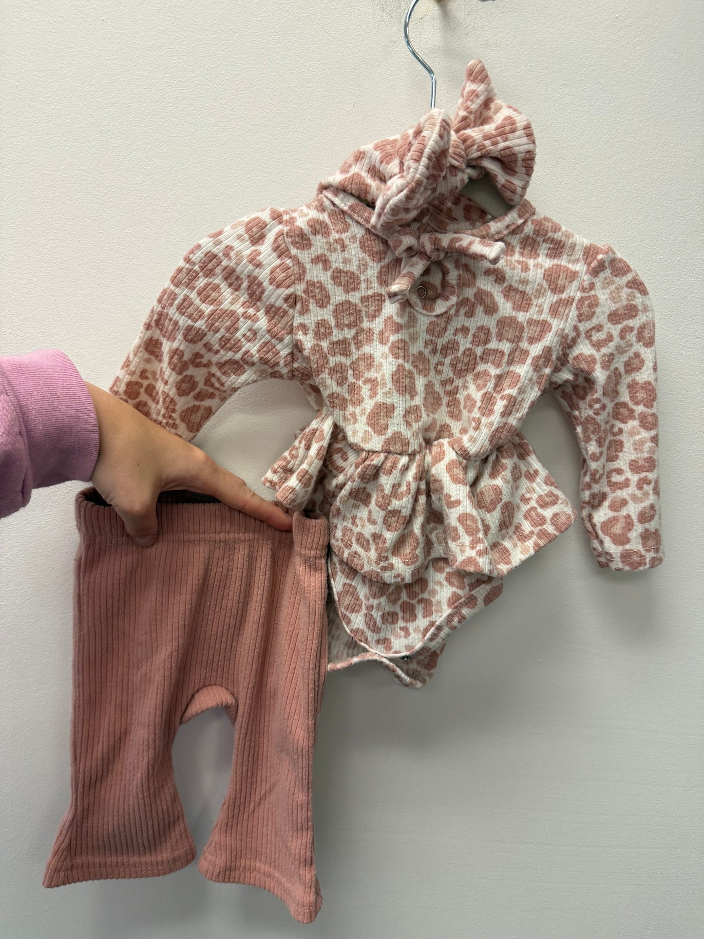 RACHEL ZOE 3 PIECE SET SIZE 0-3M