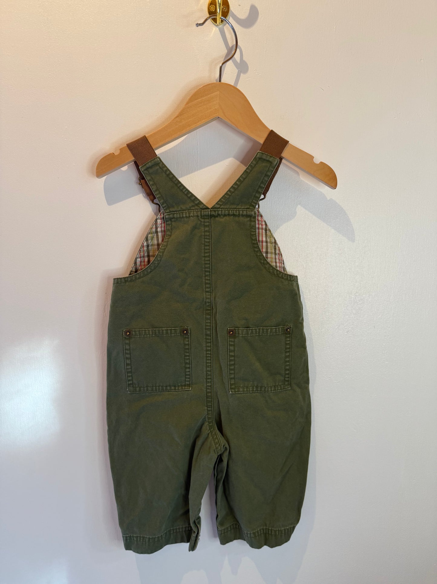 GYMBOREE GREEN OVERALLS 3-6M
