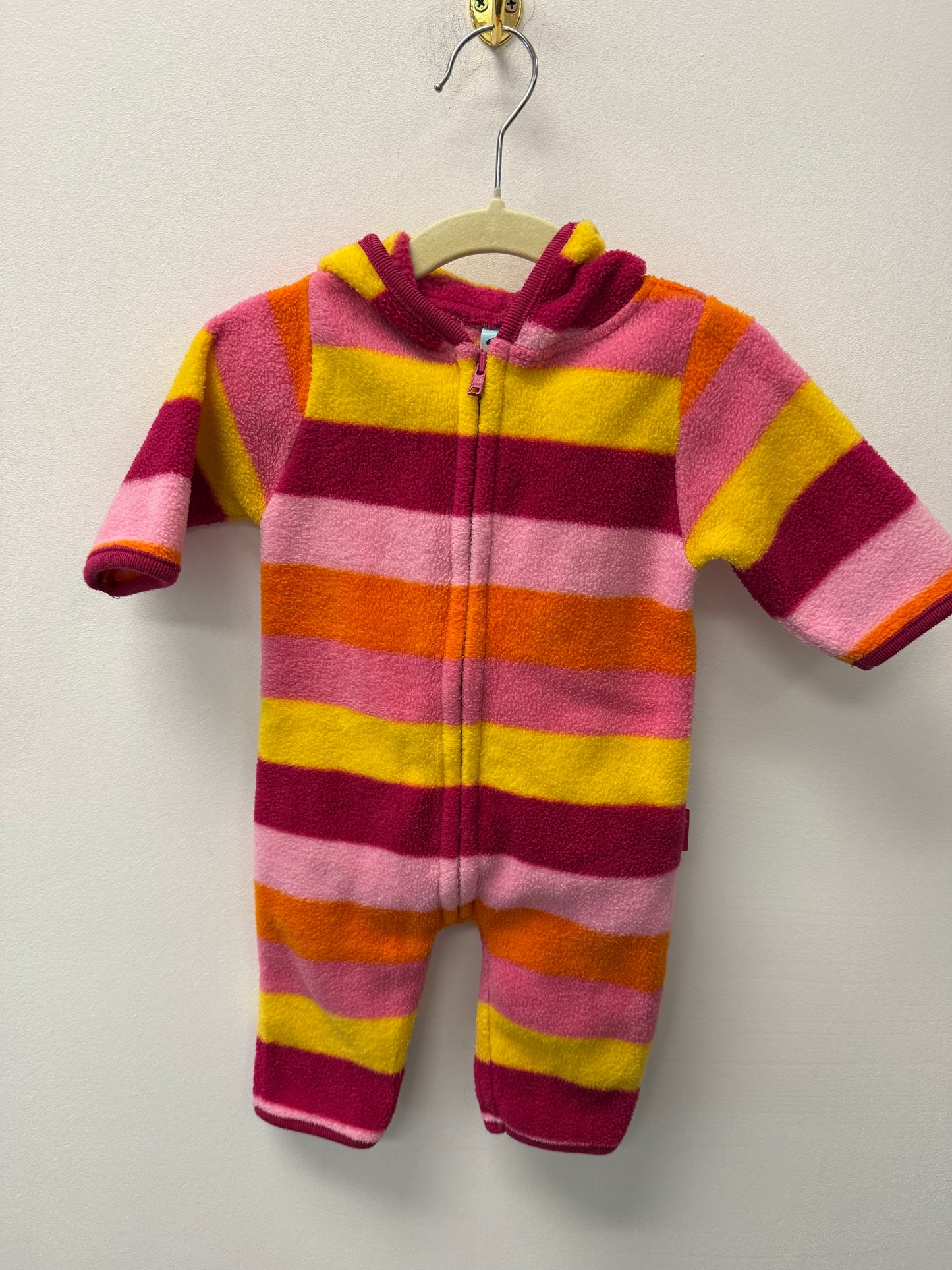 OLD NAVY FLEECE ONE PIECE SIZE 0-3M