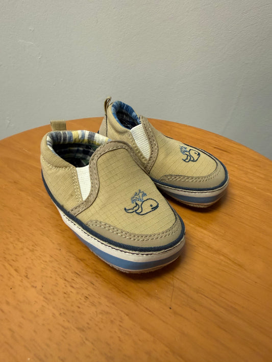 JOE FRESH WHALE SHOES SIZE 3
