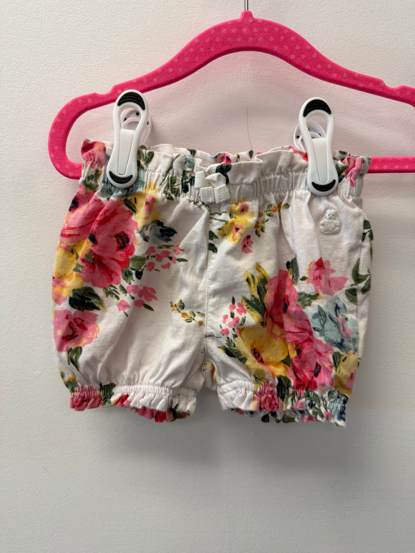 BABY GAP FLORAL SHORTS SIZE 6-12M