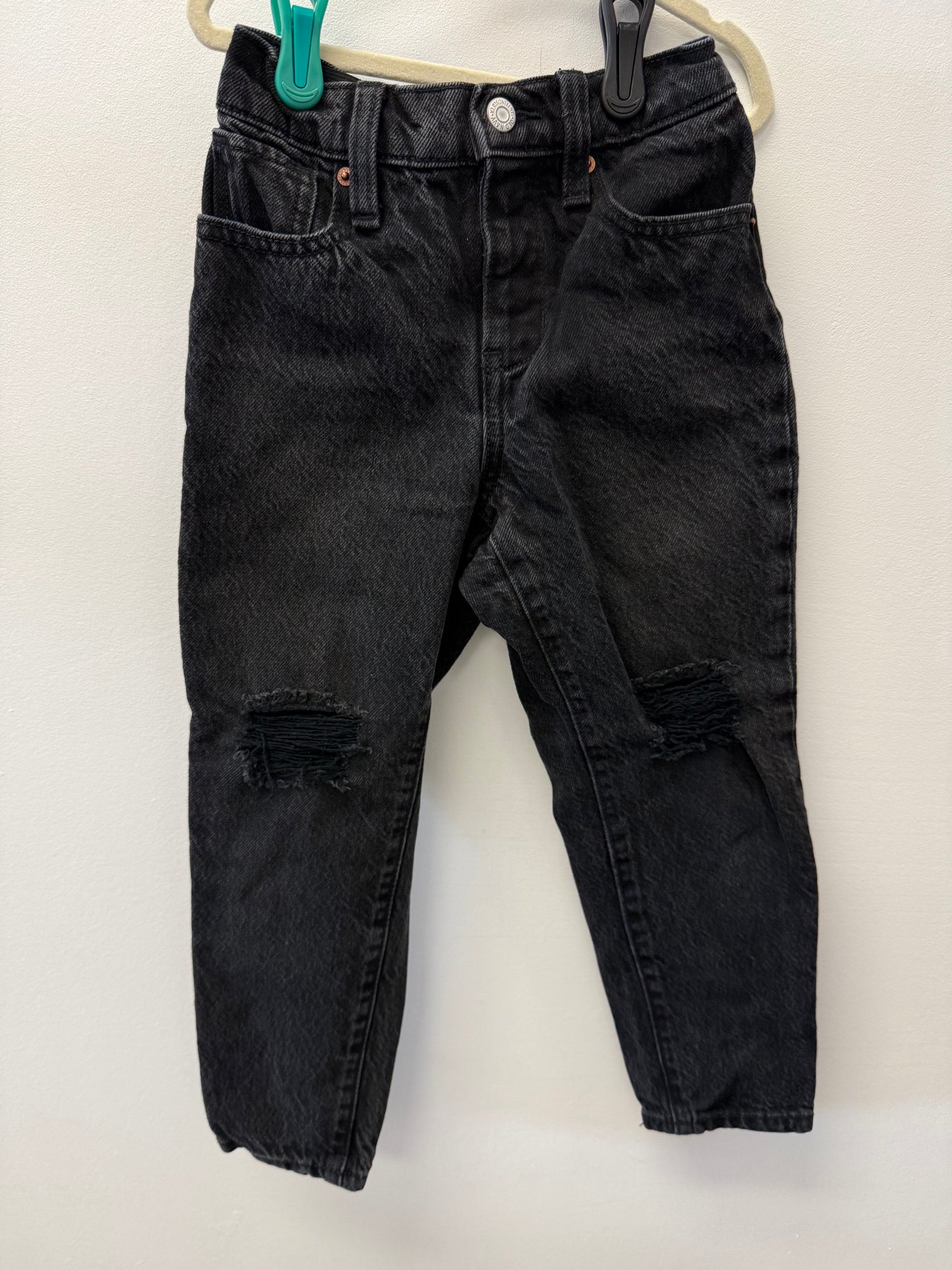 OLD NAVY OG STRAIGHT LEGGED JEANS SIZE 6