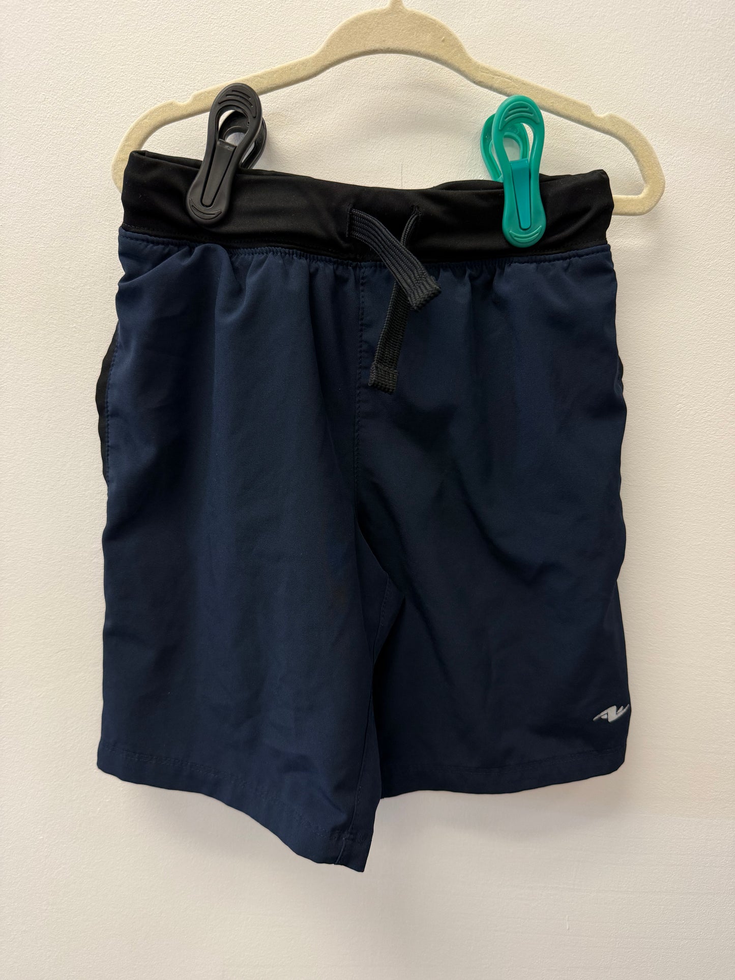 ATHLETIC WORKS SHORTS SIZE 6