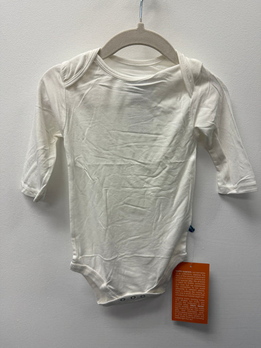 NEW WITH TAGS KICKEE PANTS ONESIE SIZE 18-24M