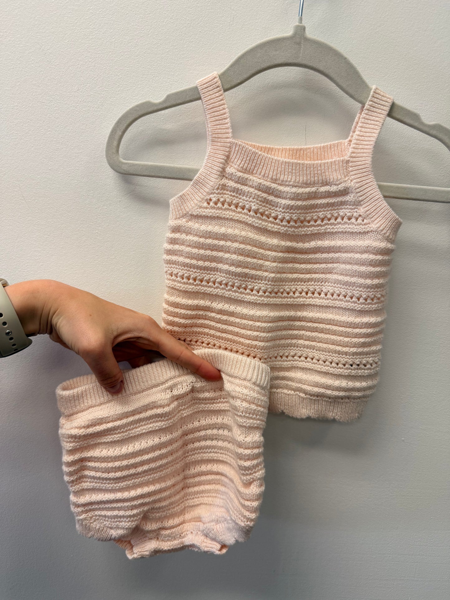 BABY GAP BLUSH PINK KNIT OUTFIT SIZE 6-12M