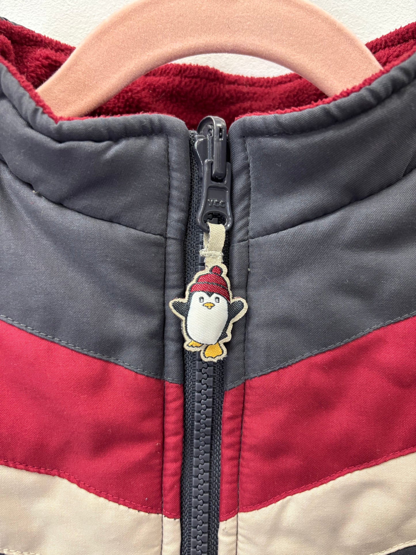 NO TAG FLEECE LINED PENGUIN VEST 3-4T?