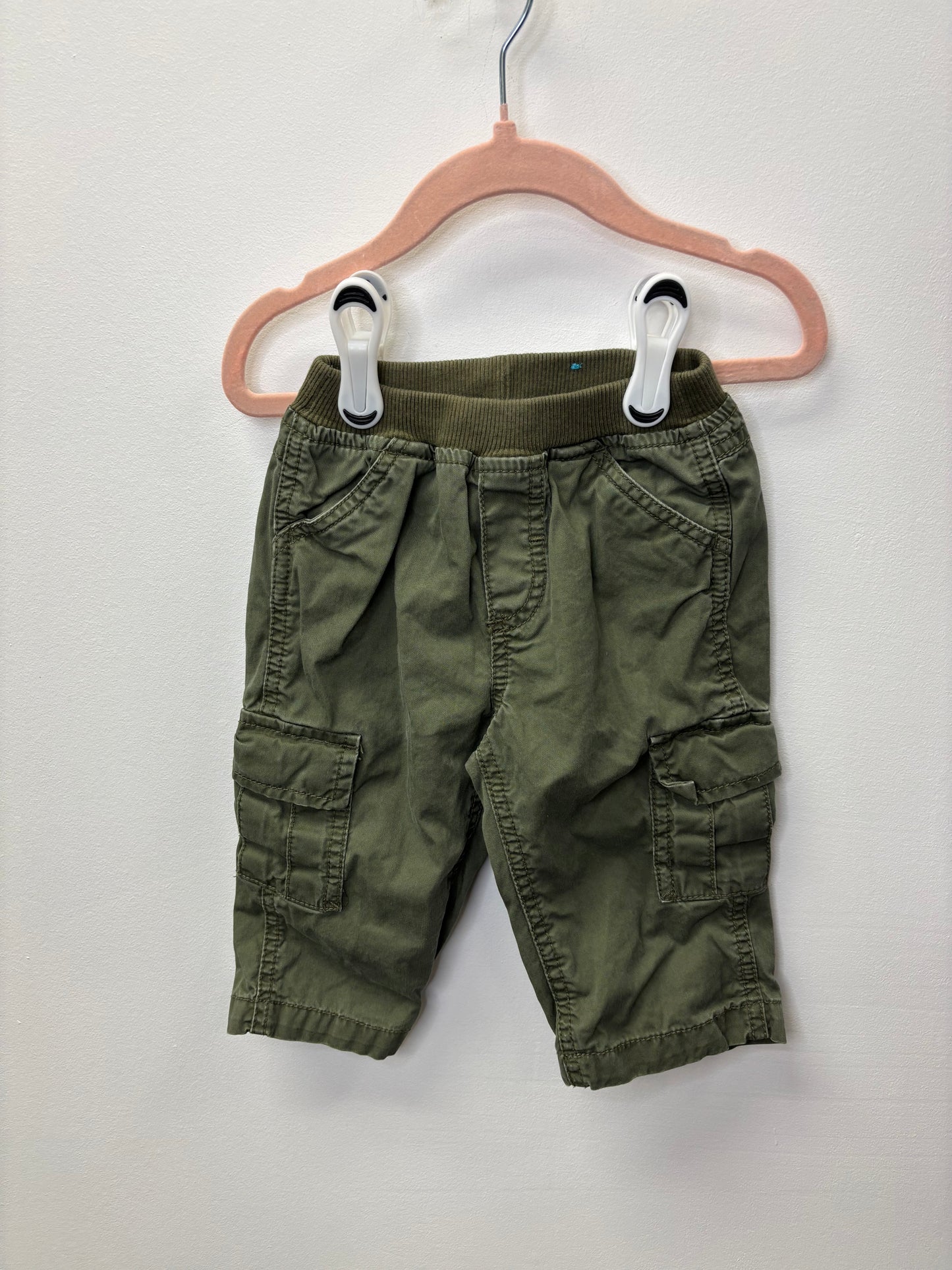 CHILDRENS PLACE GREEN CARGO PANTS SIZE 12-18M