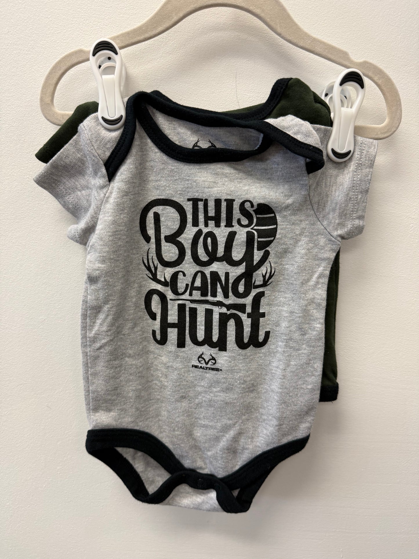 REALTREE 2 PACK OF ONESIES SIZE 6-9M