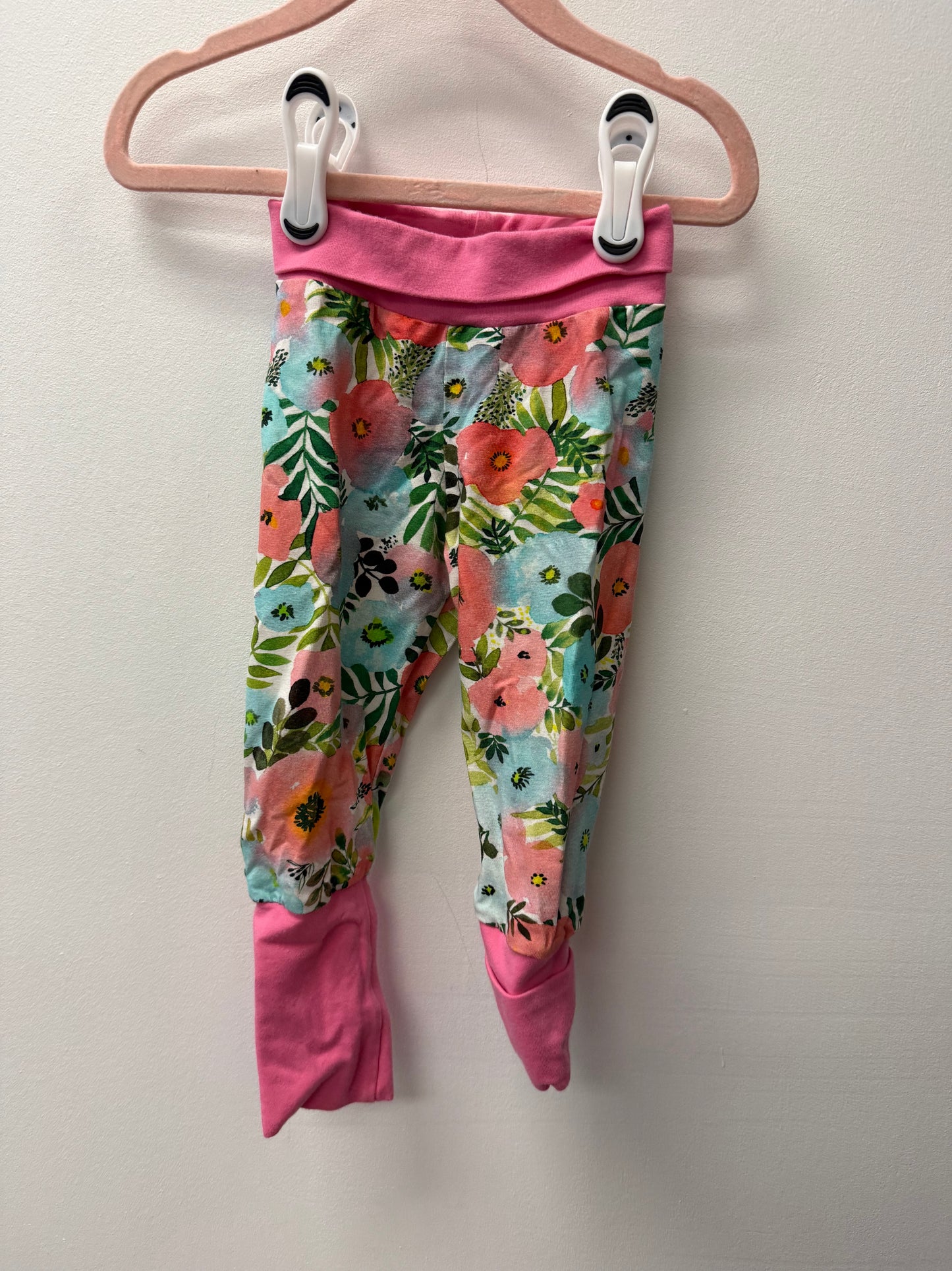 LITTLE LADZ SEWING FLORAL PANTS SIZE 3-12M