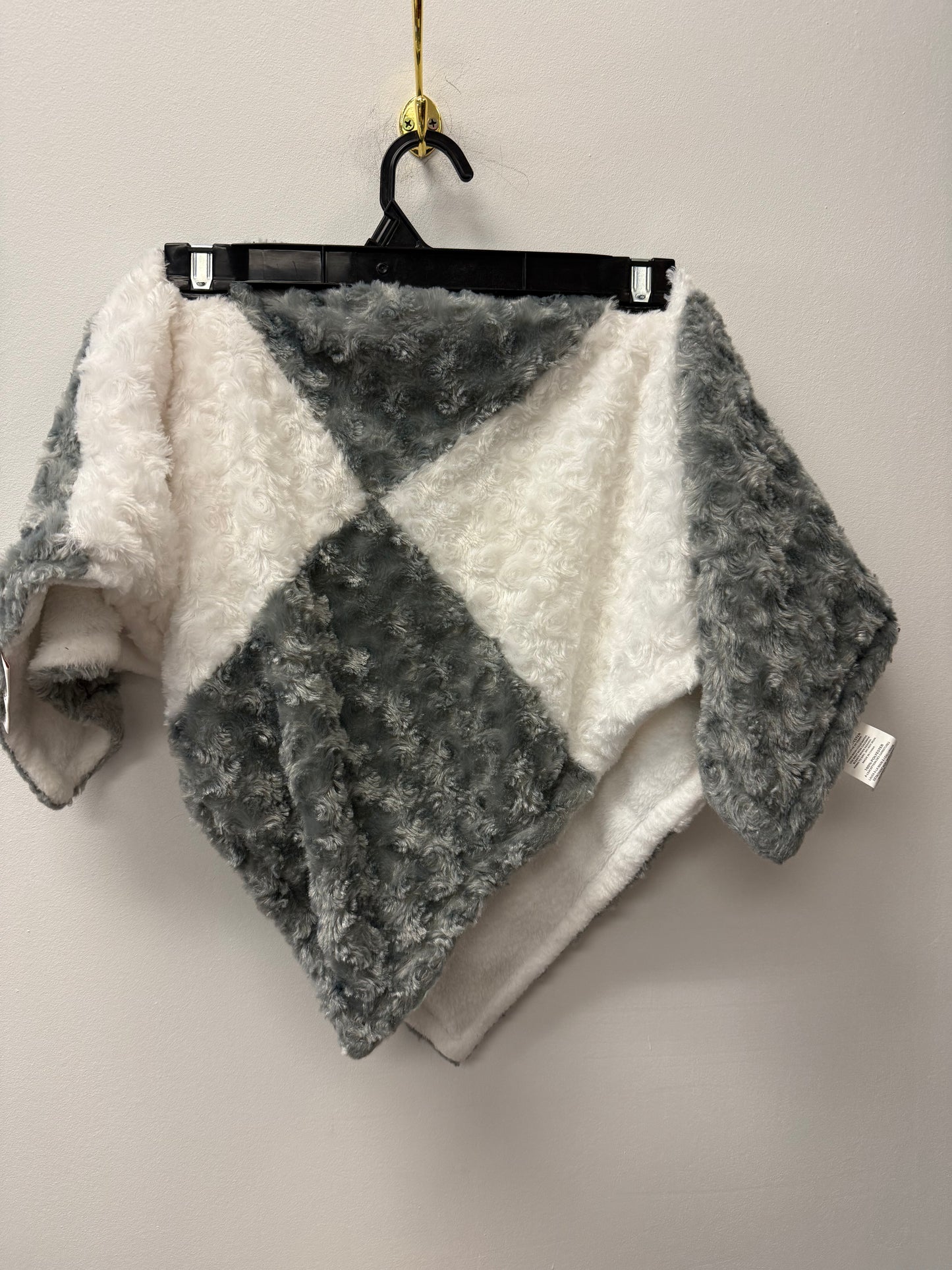 GREY & WHITE FUZZY BABY BLANKET