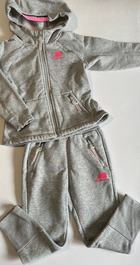 *Play* New Balance, Grey Zip-Up Hoodie and Pants Set - Size 3-4T