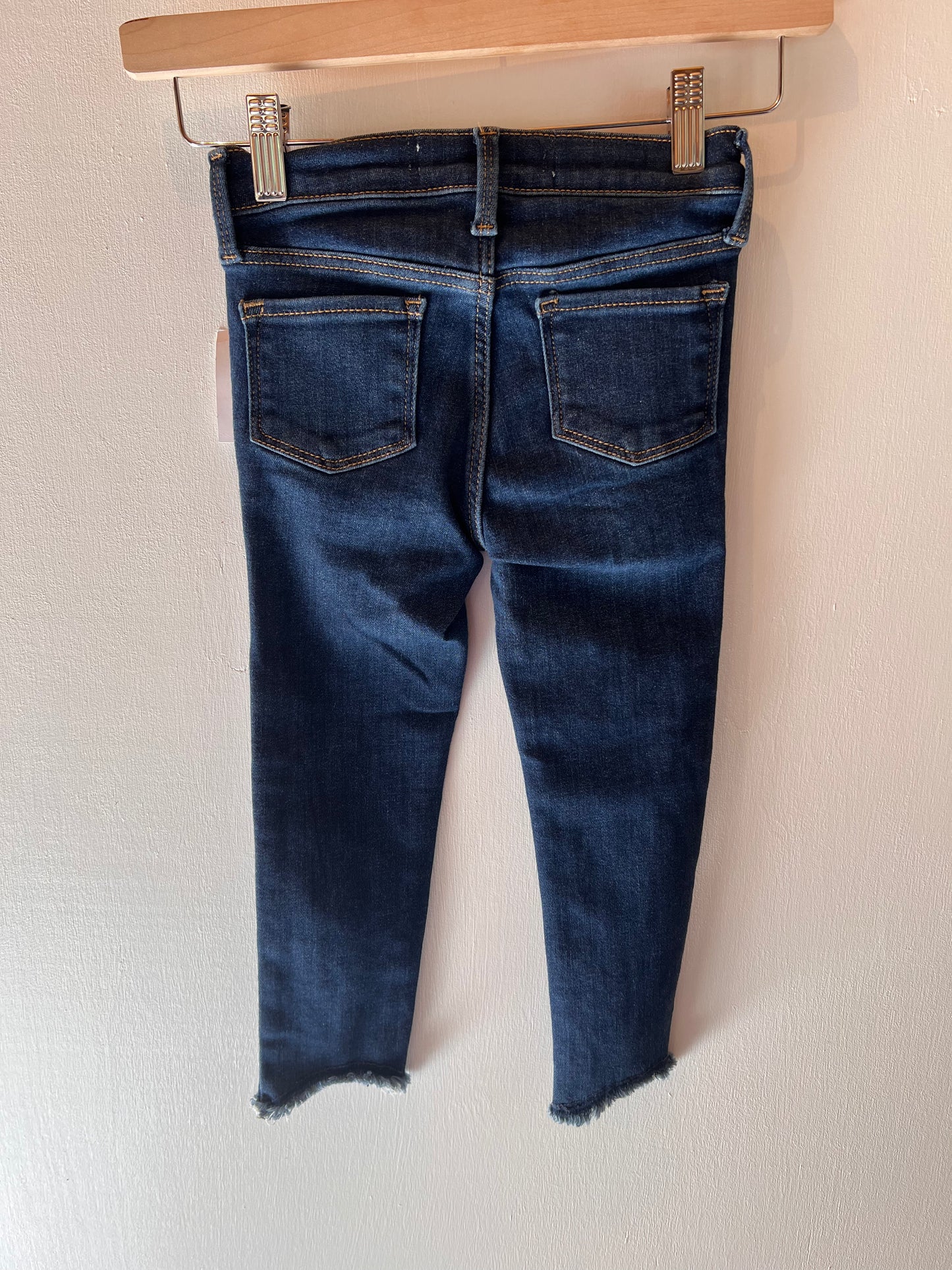 OLD NAVY NEW SKINNY JEANS 4T