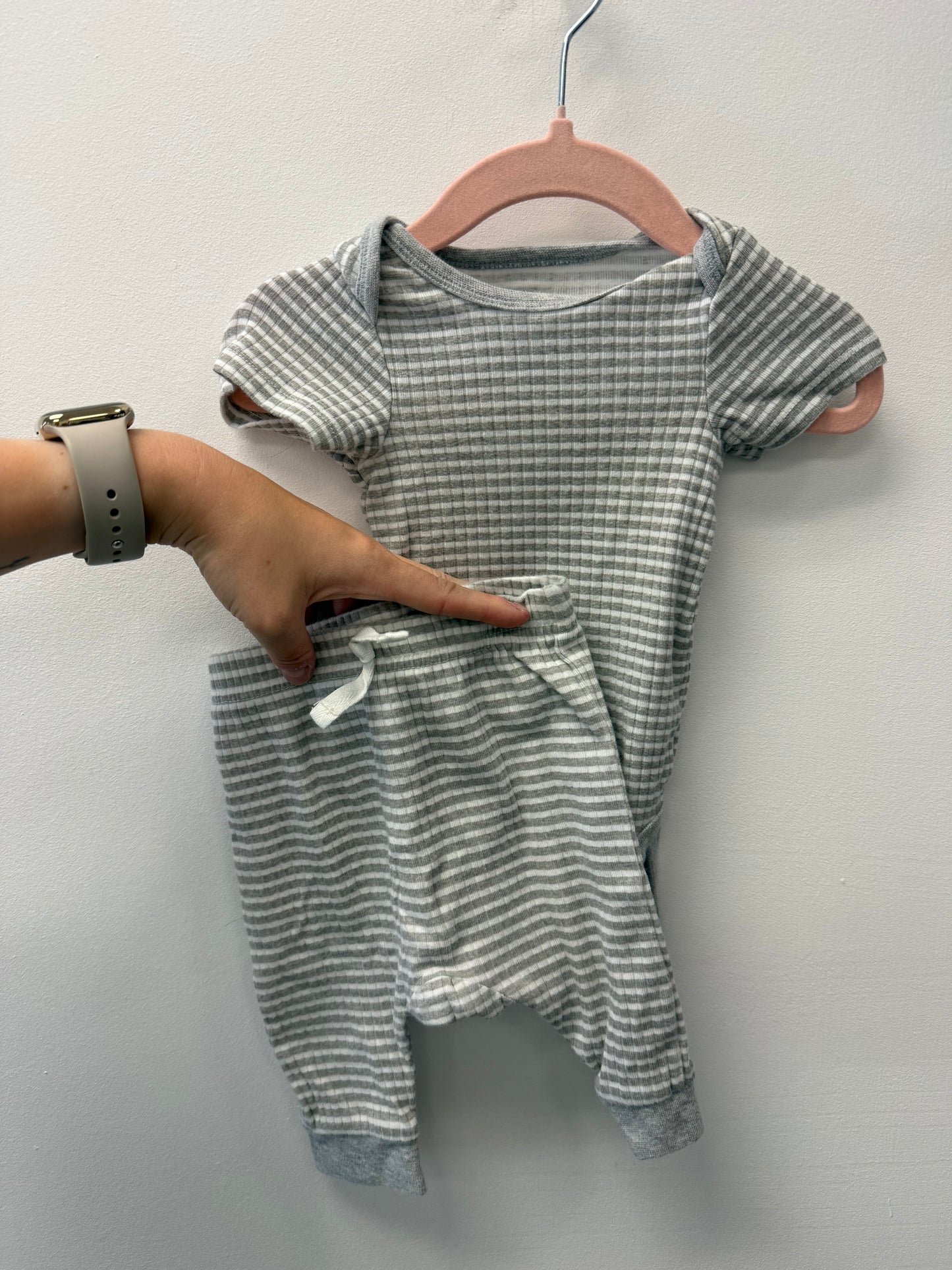 GERBER ORGANIC 2 PIECE OUTFIT SIZE 0-3M