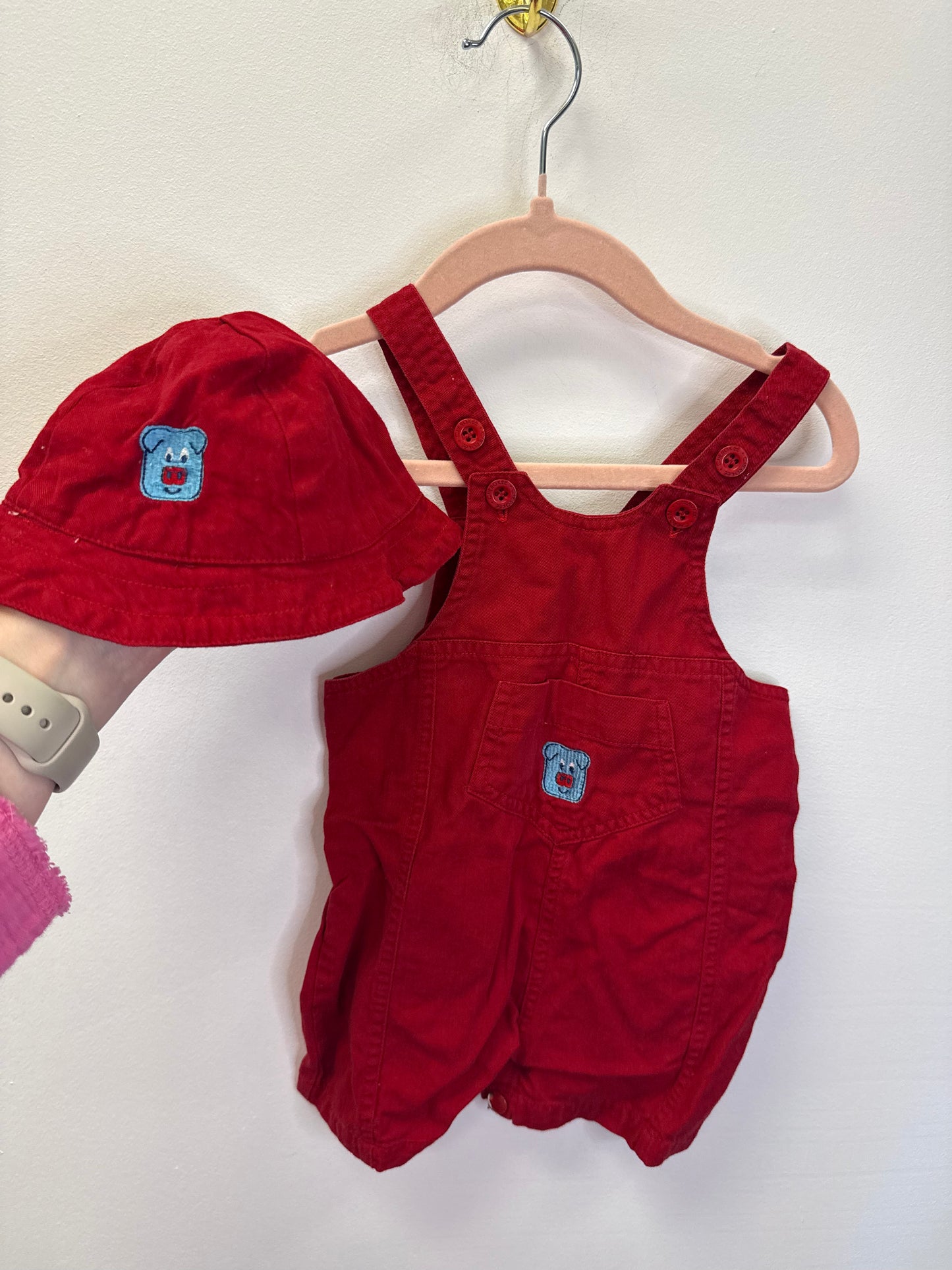 CHEROKEE OVERALL + MATCHING HAT SIZE 3M