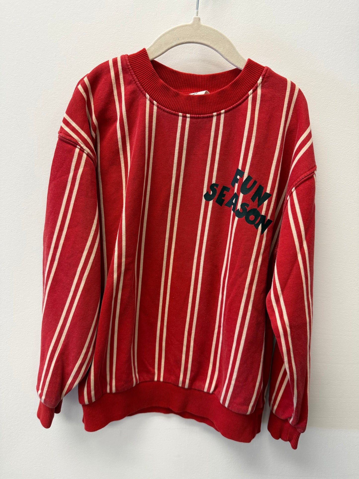 H&M "FUN SEASON" CREW SIZE 6-7