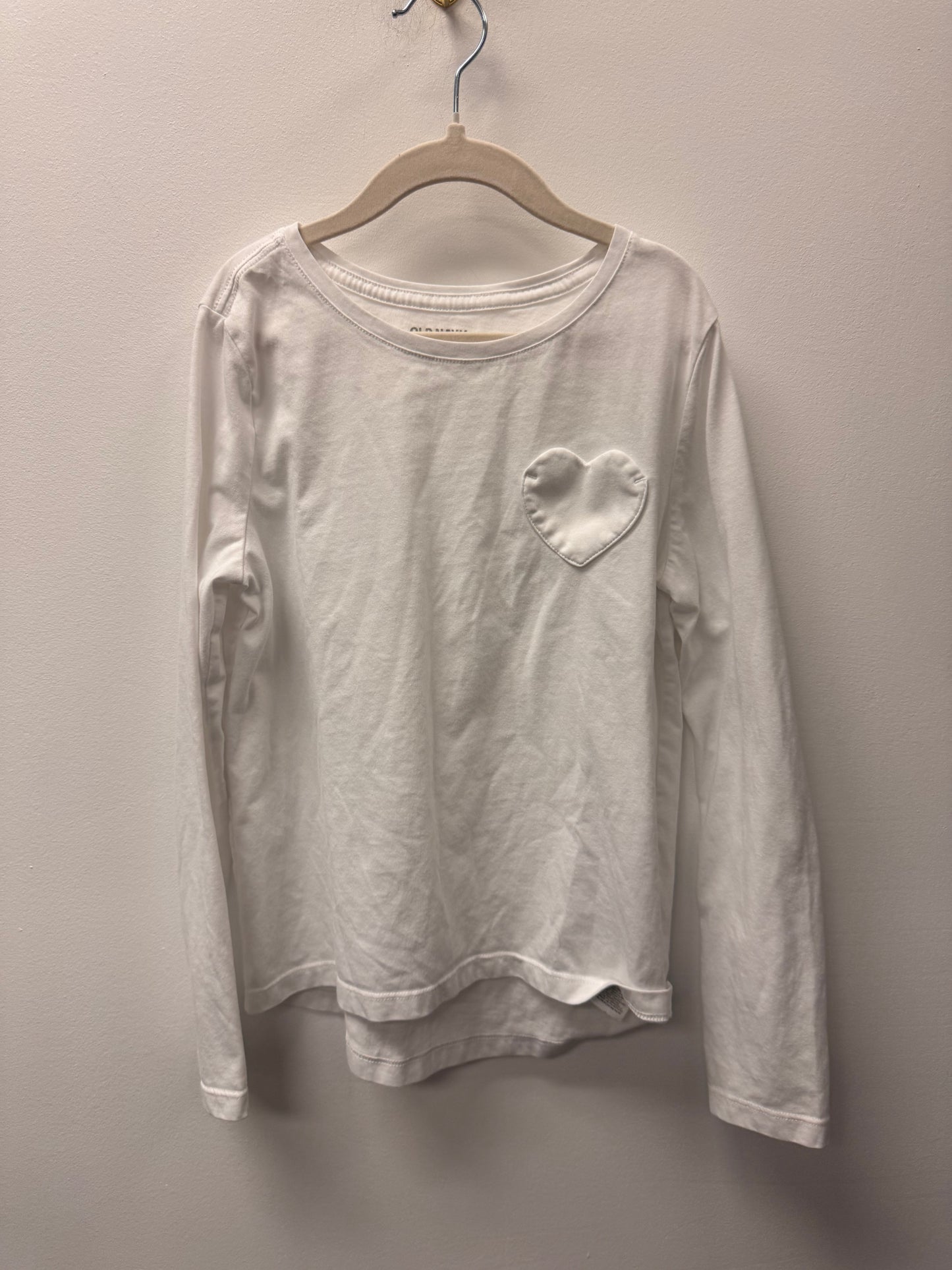 OLD NAVY HEART POCKET TEE SIZE 10-12
