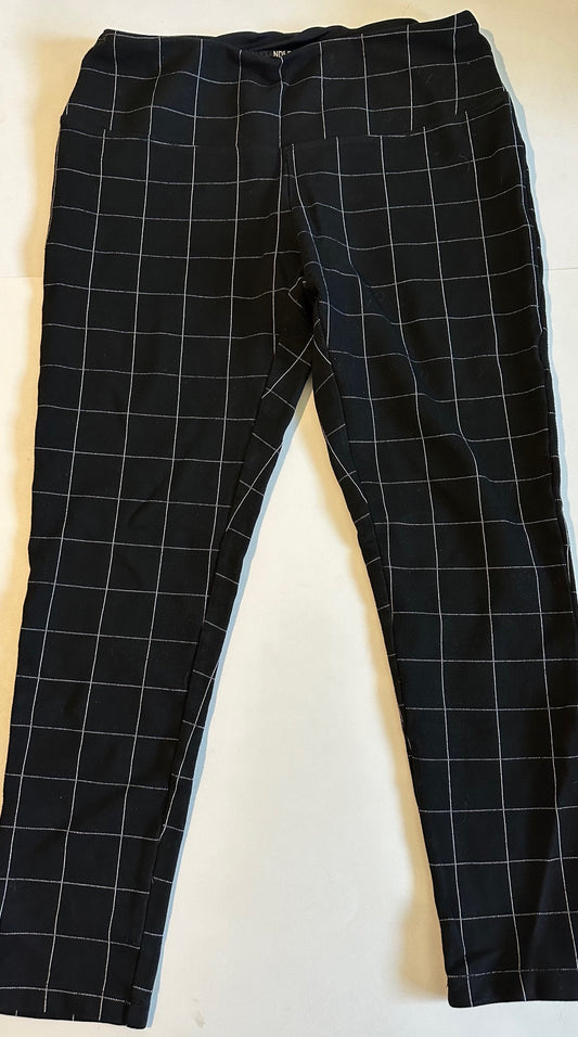 *Adult* Alexander Jordan, Black and White Tummy Control Pants - Size Medium