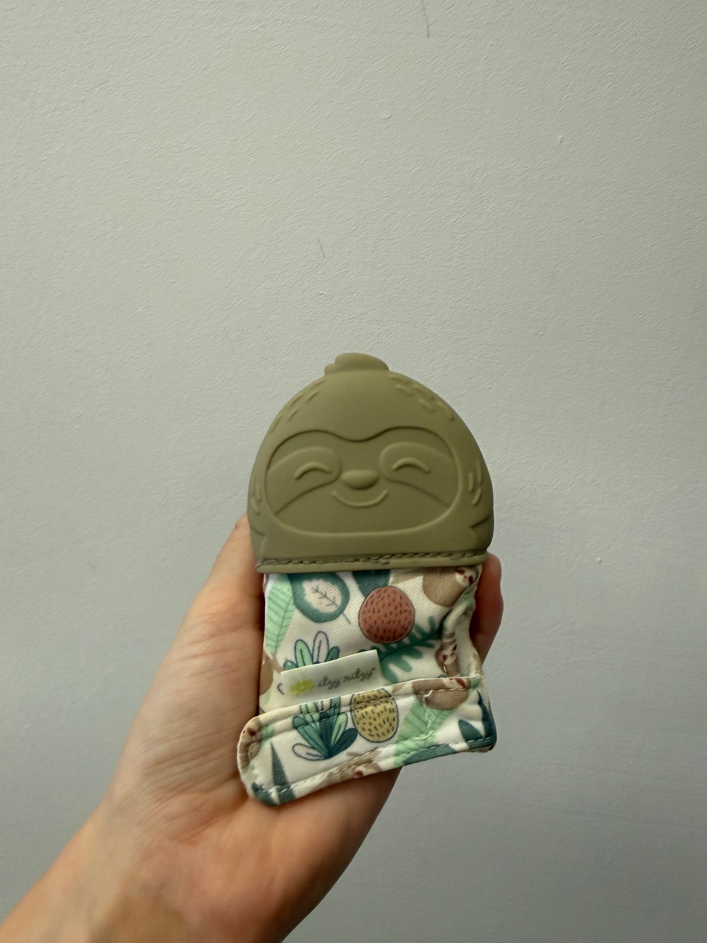 ITZY RITZY MUNCH MITT