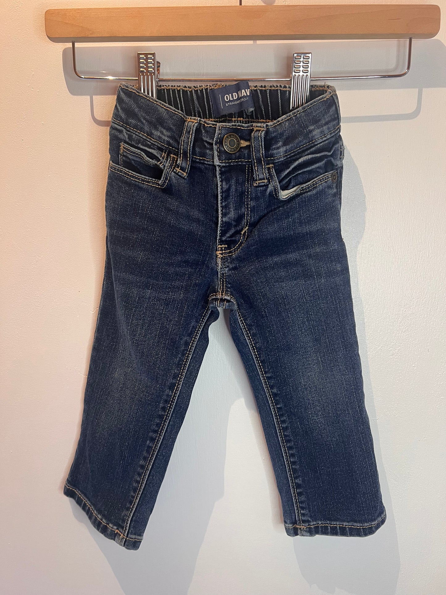 OLD NAVY STRAIGHT JEANS 18-24M