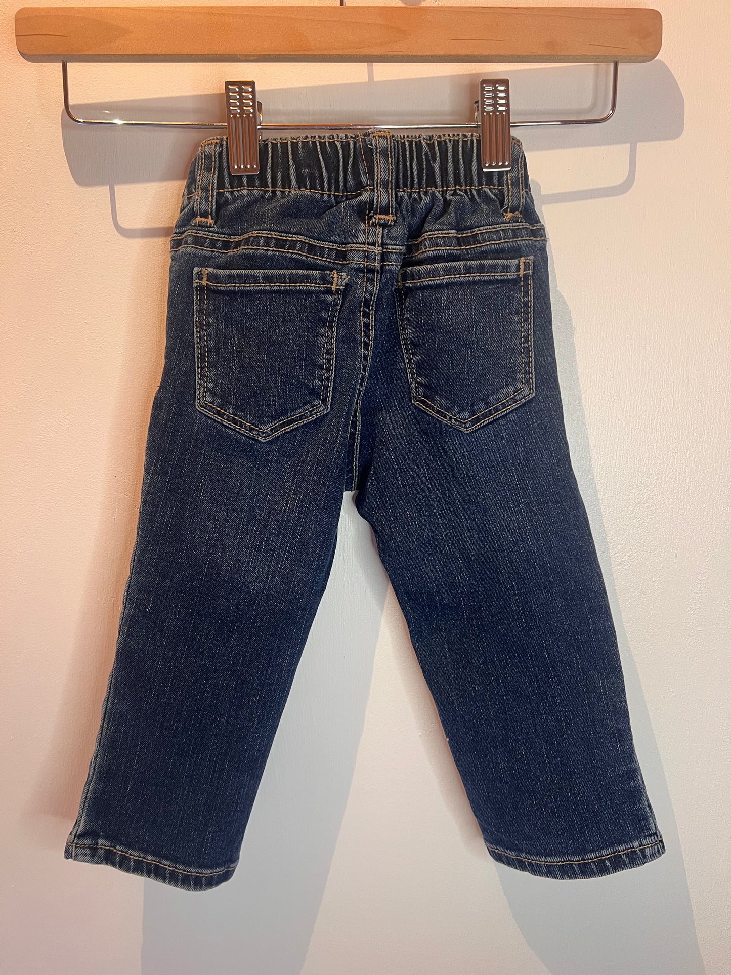 OLD NAVY STRAIGHT JEANS 18-24M