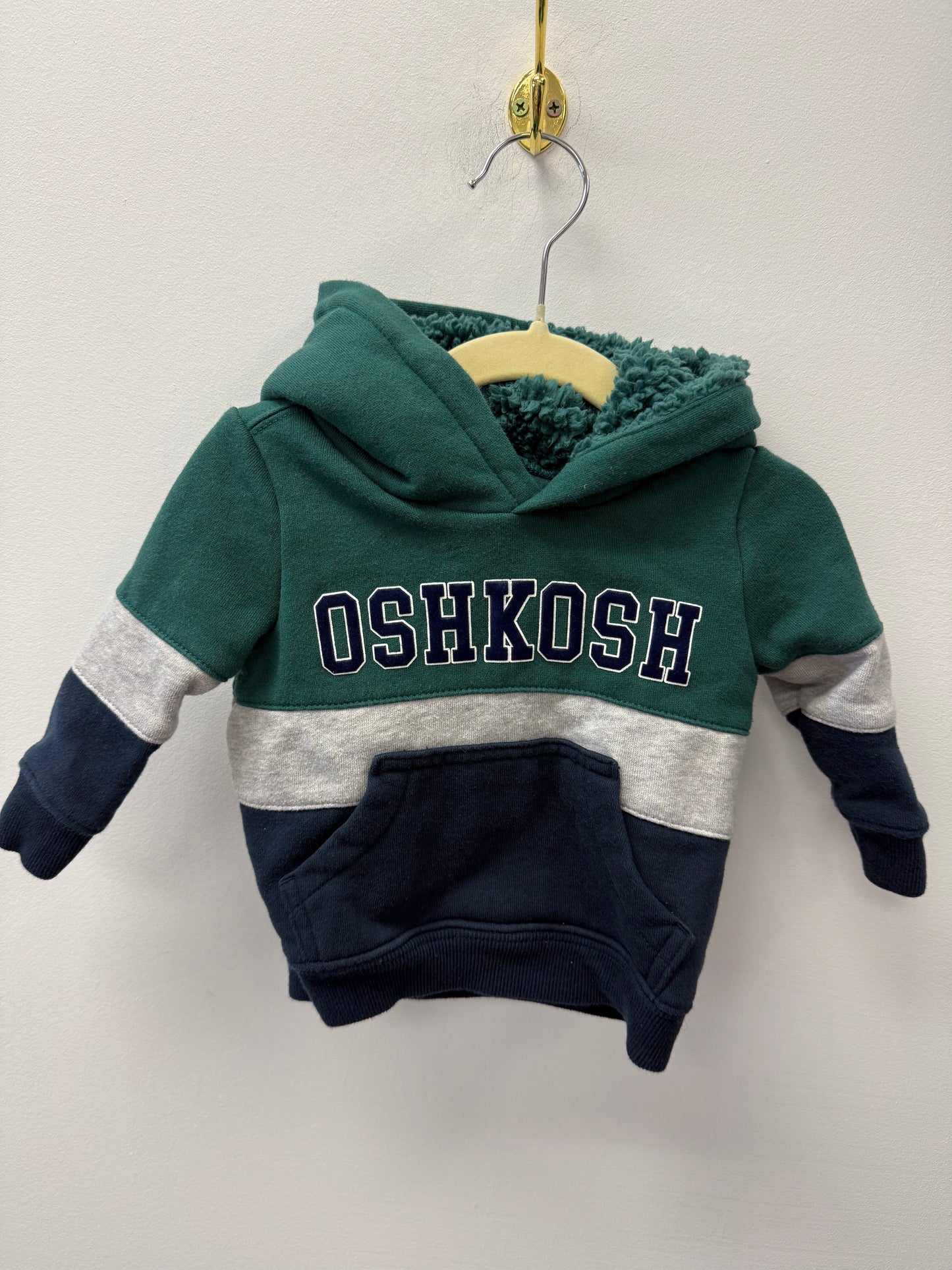 OSHKOSH HOODIE SIZE 6M