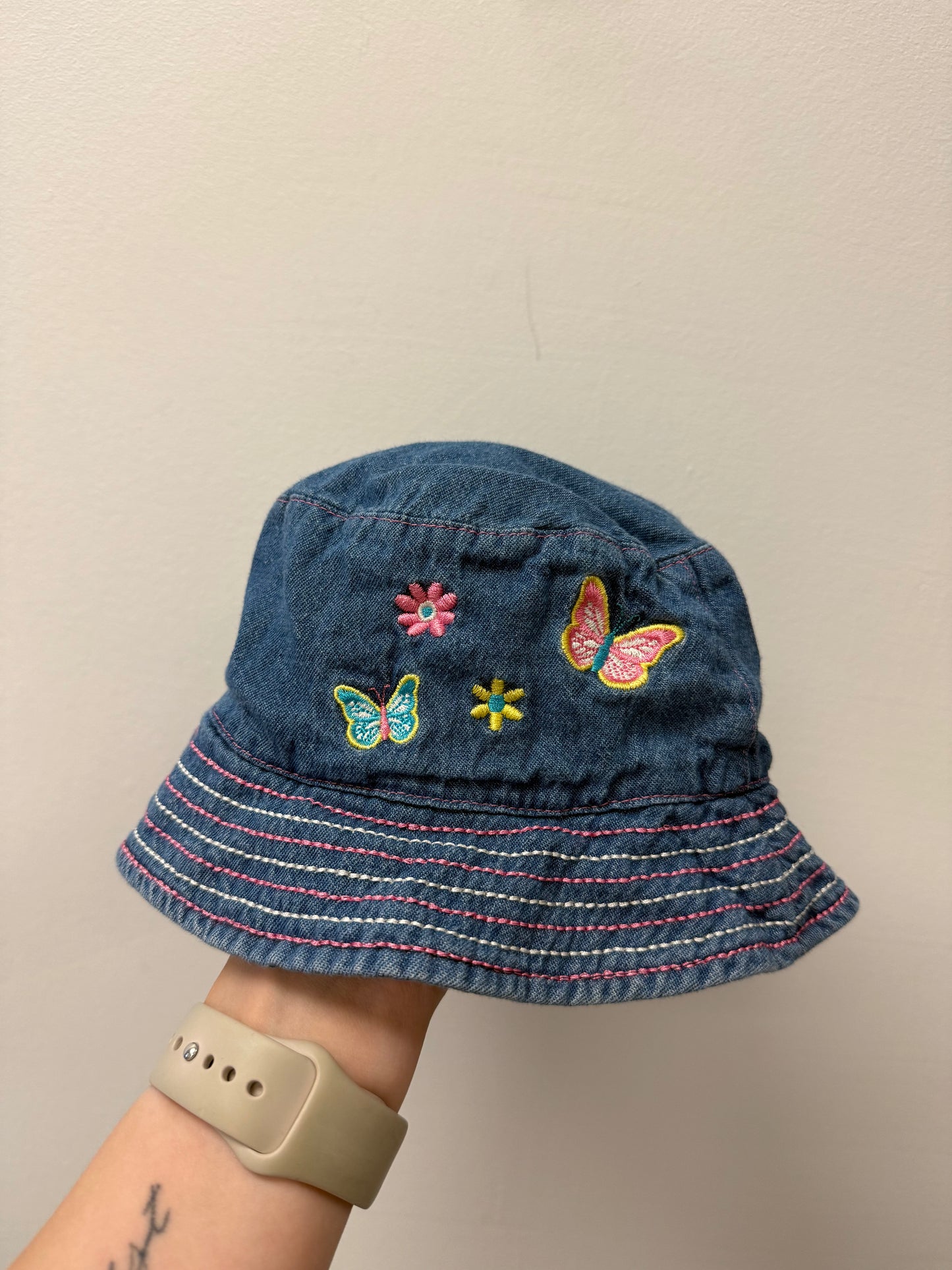 WOOLWORTHS SUN HAT SIZE 6-12M