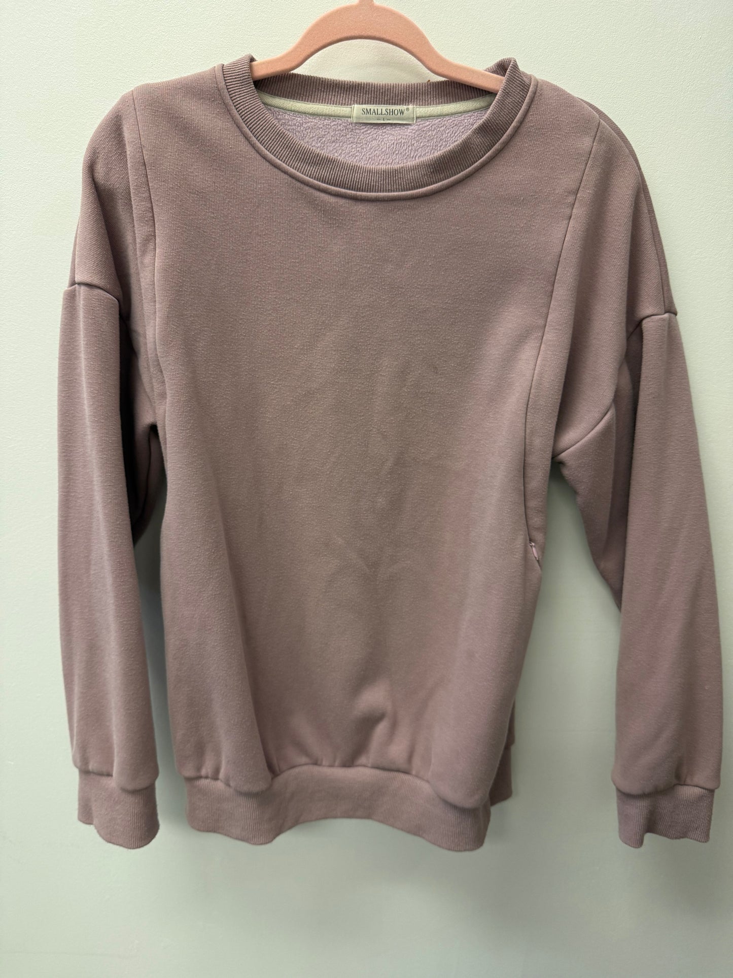 SMALLSHOW NURSING CREW NECK SIZE LARGE