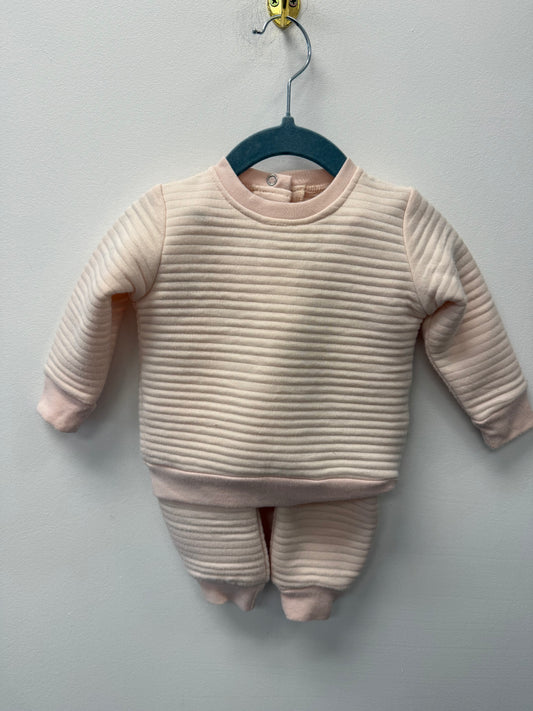 SNUGABYE OUTFIT SIZE 6-9M