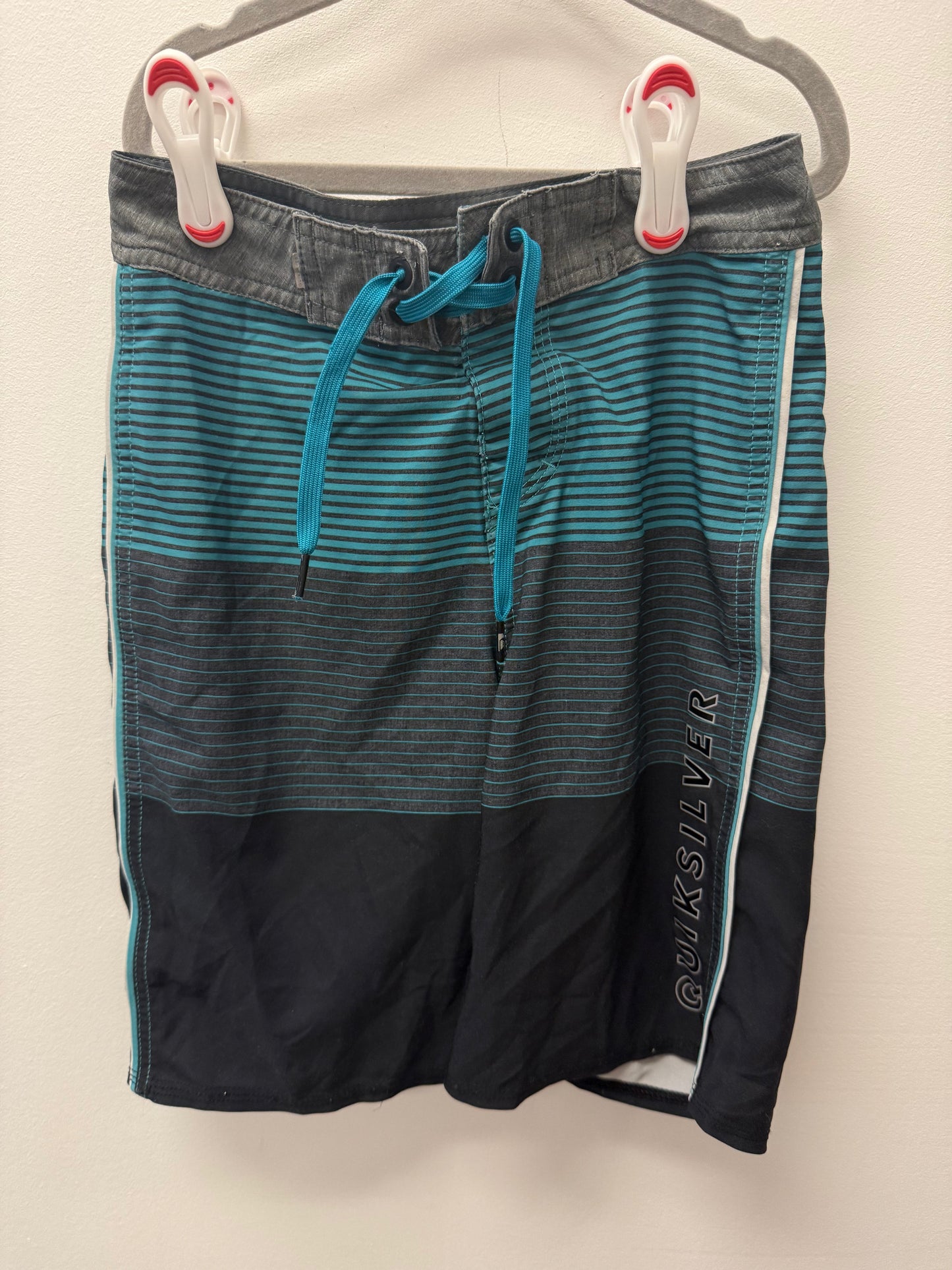 QUIKSILVER SWIM SHORTS SIZE 8