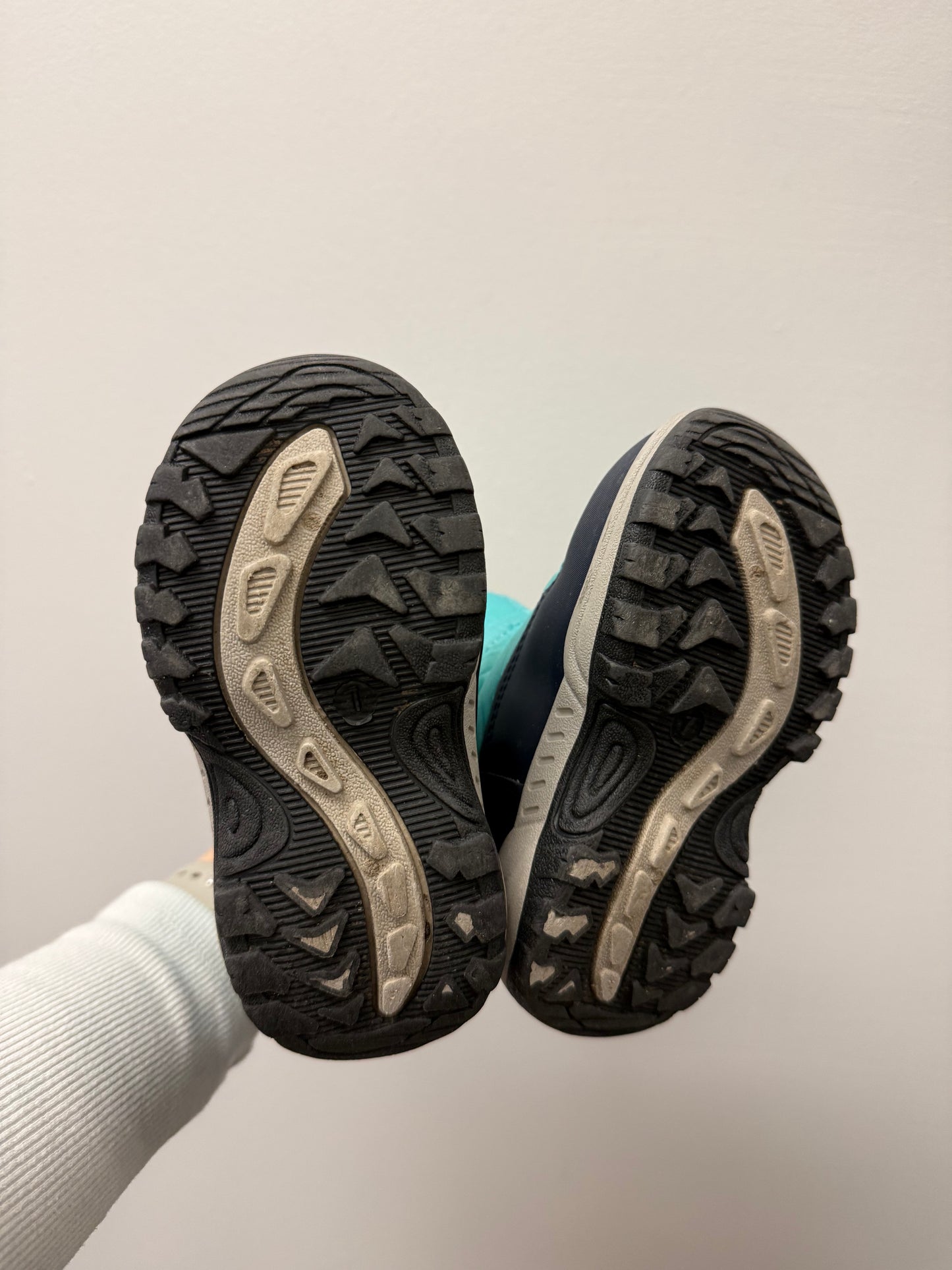 MOUNTAIN WAREHOUSE BOOTS SIZE 7