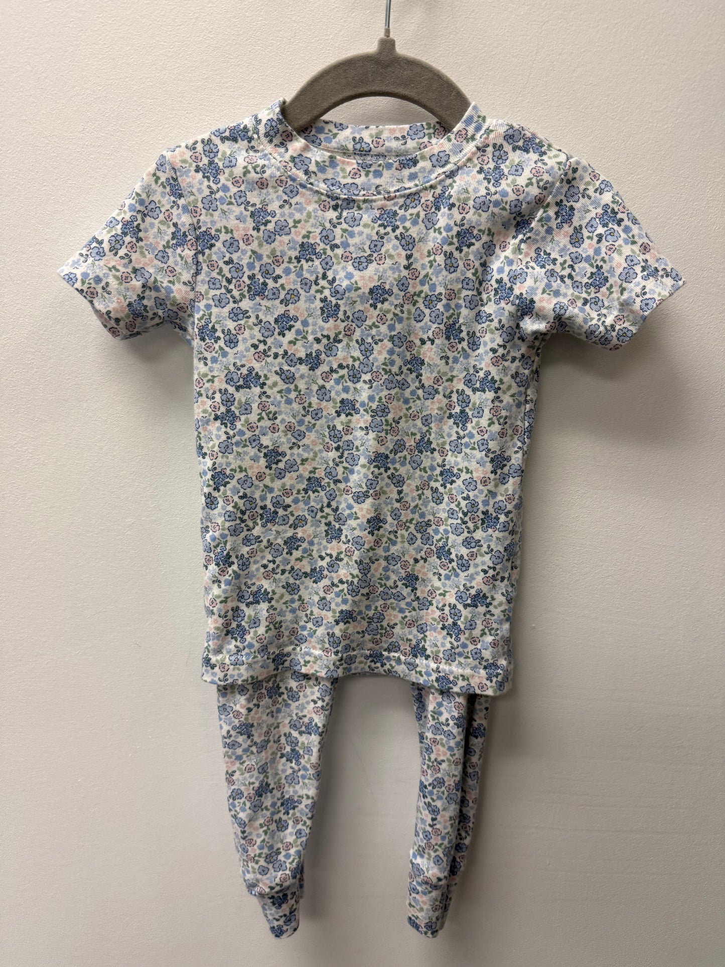 CARTERS FLORAL 2 PIECE PJ SET SIZE 24M