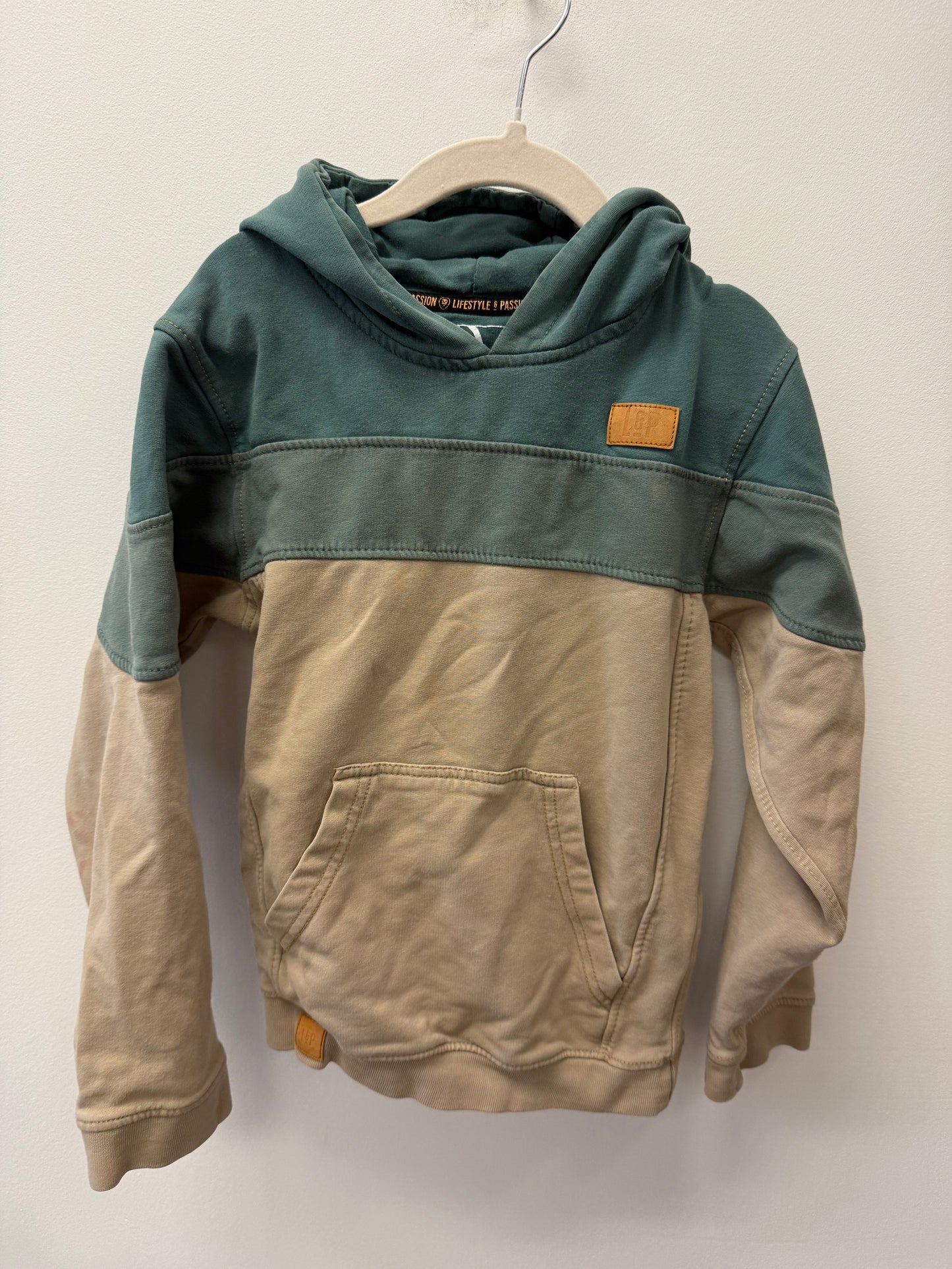 L&P HOODIE SIZE 7-8